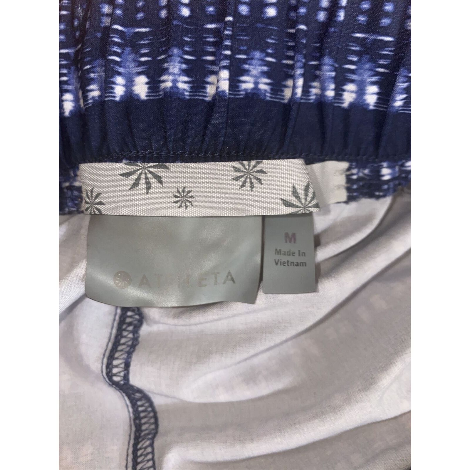 Athleta Athleta Ikat Stripe Sway Shorts 3" Pockets 213026 Medium Size 29" - 7 Thumbnail