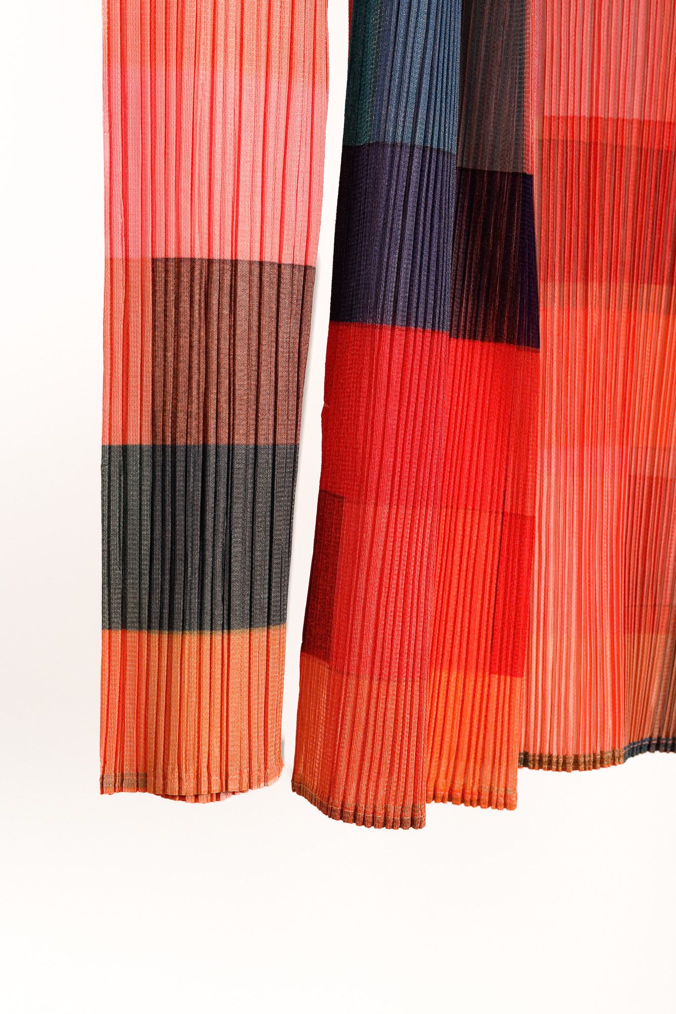 Pleats Please Issey Miyake Pleats Please Issey Miyake Archival Gradient Squares Jacket Size XL / US 12-14 / IT 48-50 - 5 Thumbnail
