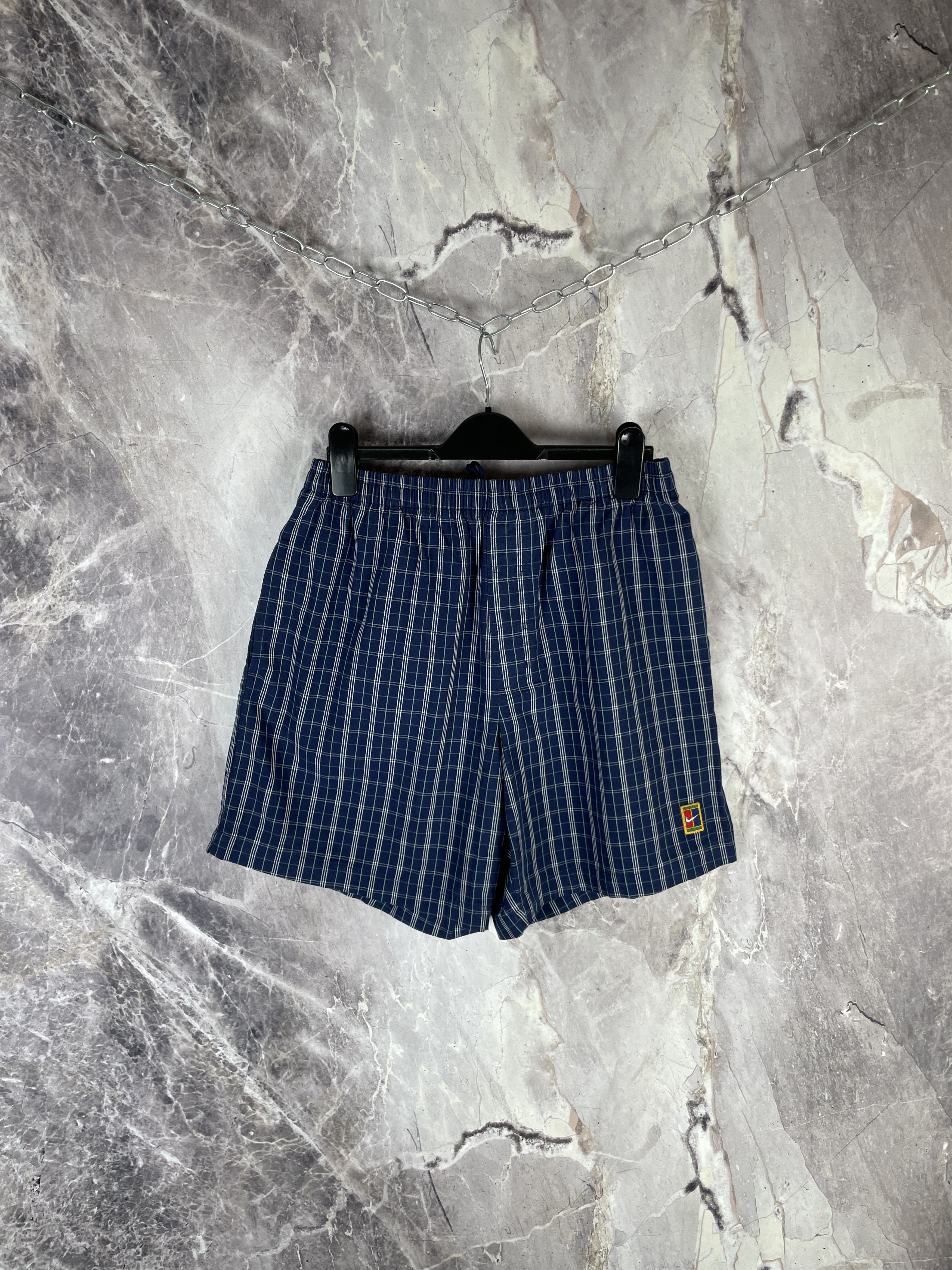 Nike Nike Court Vintage Shorts 90s Size US 32 / EU 48 - 1 Thumbnail