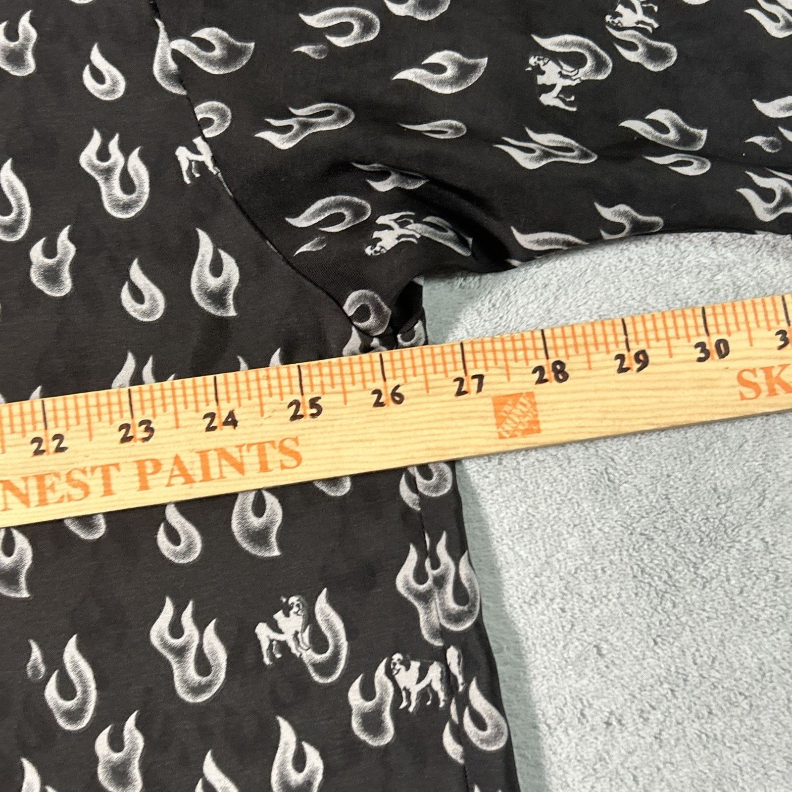 Big Dogs Big Dogs Flaming Fire Flames Button Up Shirt Mens XL Grunge Size US XL / EU 56 / 4 - 11 Thumbnail