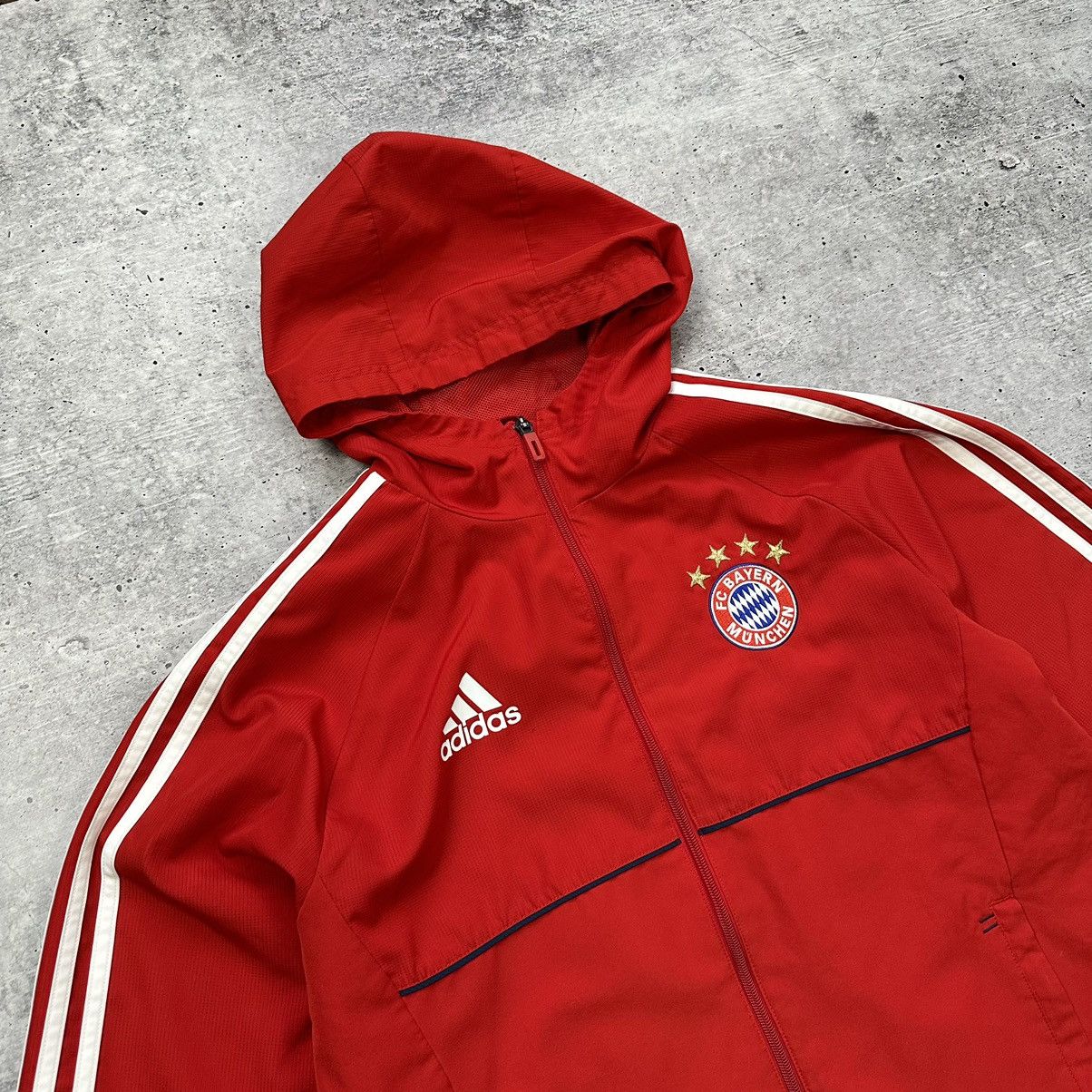 Other Adidas FC Bayern Munich Presentation Jacket 2017-18 Germany Size US M / EU 48-50 / 2 - 4 Thumbnail