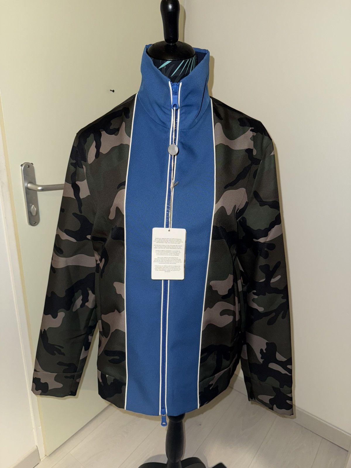 Valentino Valentino jacket Size 40L - 2 Thumbnail