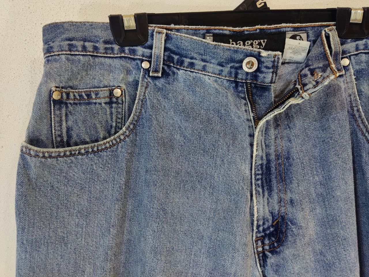 Levi's vintage levis silvertab baggy denim nice design Size US 37 - 7 Thumbnail