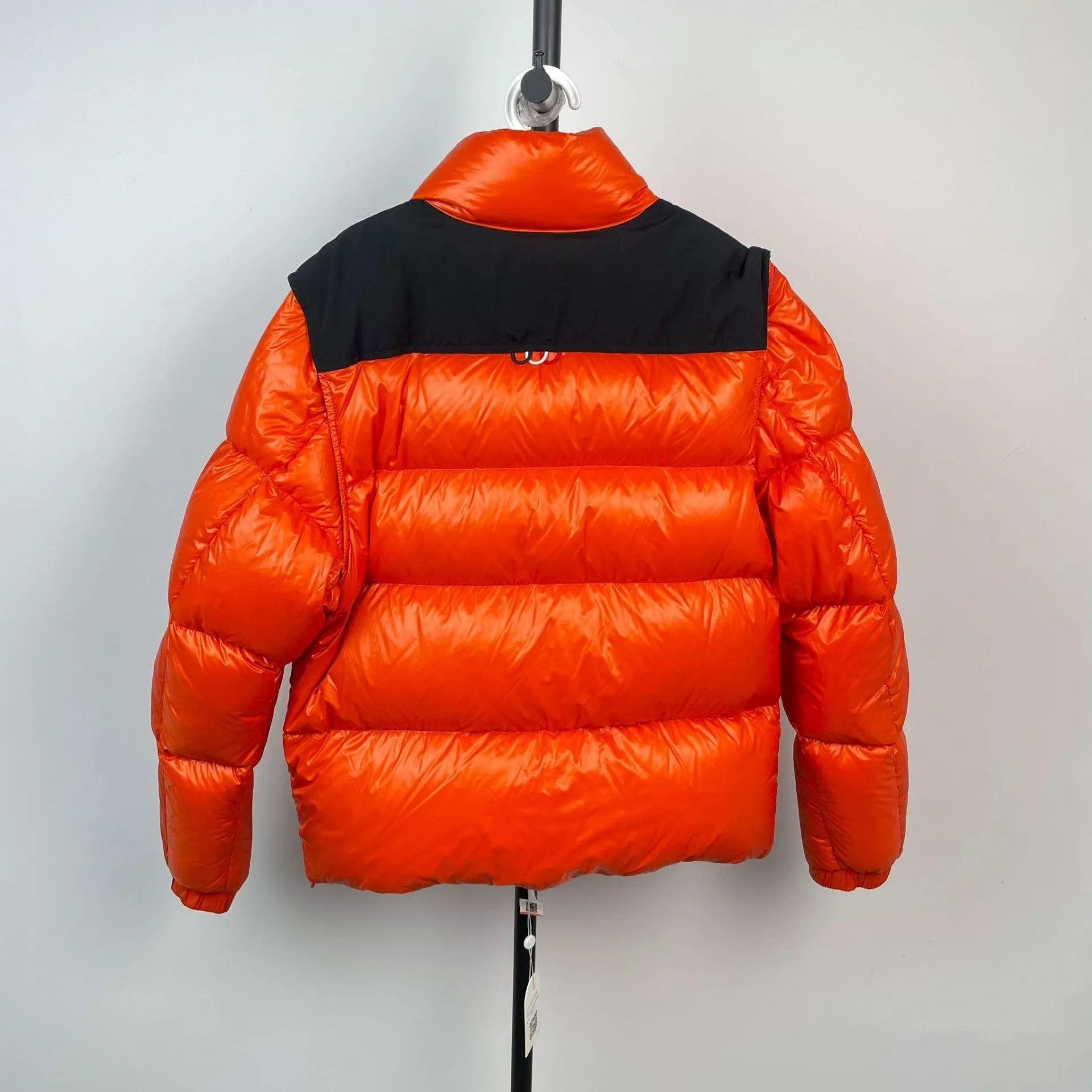 Moncler Moncler Men's Orange Down Jacket Size 2 Size US M / EU 48-50 / 2 - 2 Thumbnail