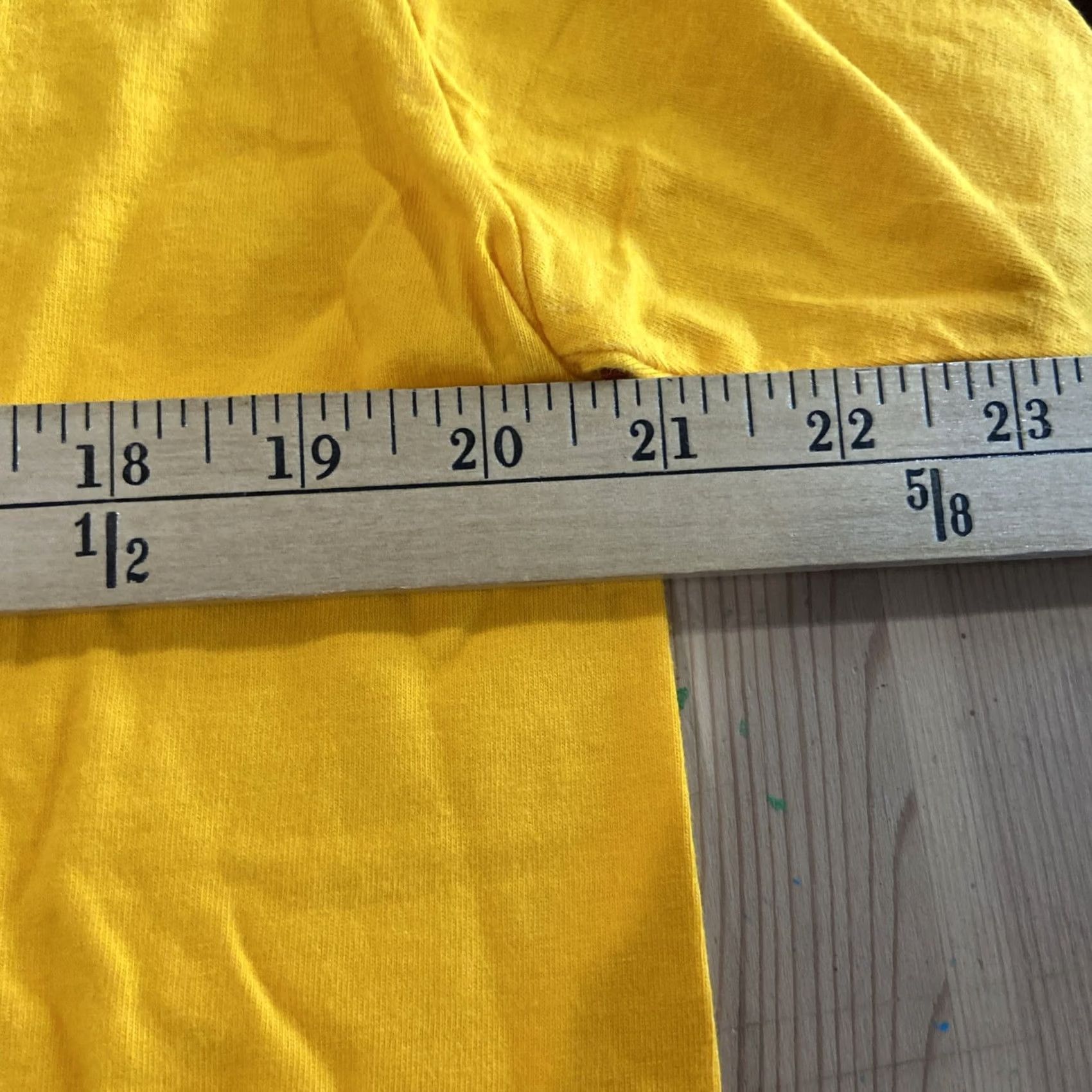 Velva Sheen VINTAGE Velve sheen University Of Washington T Shirt 90s Embroidered XL Yellow Unisex Adults Short Sleeve Crew Neck Solid Men Women Gamescocks Shirt Size US XL / EU 56 / 4 - 5 Thumbnail