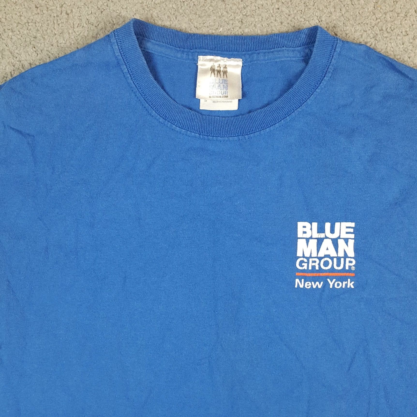 Vintage VINTAGE The Blue Man Group NY Size S Y2K Graphic Dancing Show Retro T Shirt Size US S / EU 44-46 / 1 - 3 Thumbnail
