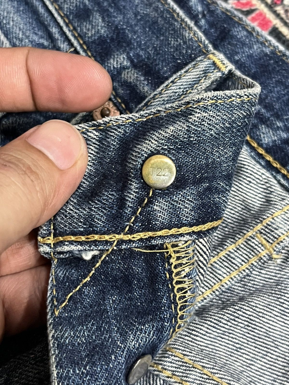 Levi's Levi’s 503BXX Big E Dark Blue Faded Distressed Selvedge Jean Size US 33 - 7 Thumbnail