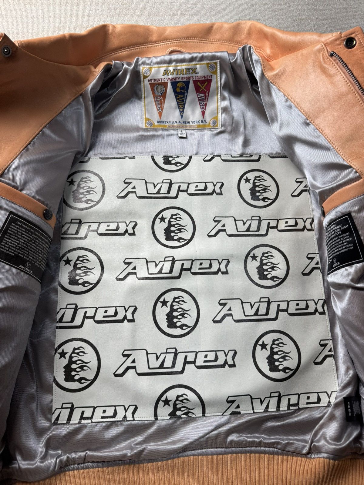 Avirex × HELLSTAR 50 years anniversary leather jacket Size US L / EU 52-54 / 3 - 5 Thumbnail