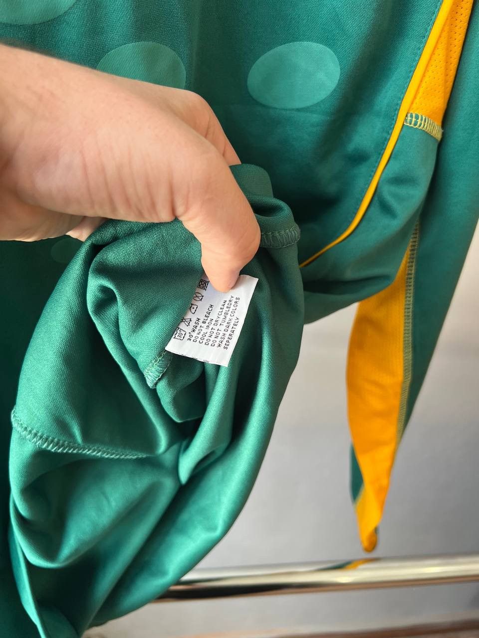 Diadora 2006 SOUTH AFRICA TEAM HOME SOCCER FOOTBALL DIADORA JERSEY L Size US L / EU 52-54 / 3 - 12 Thumbnail