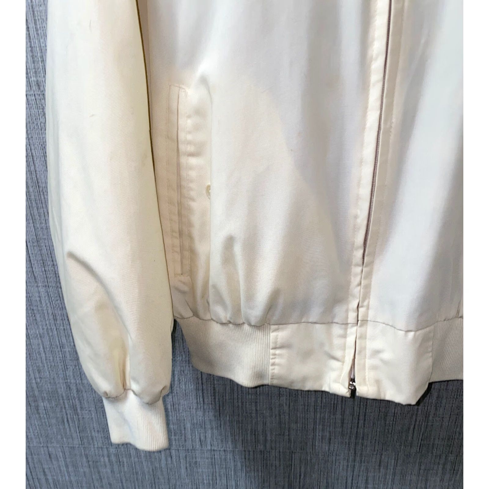Vintage Vintage North Bilt Beige Plaid Lined Full Zip Jacket Mens Size XL Regular Style Full Zip Features ZIP Closure Casual Size US XL / EU 56 / 4 - 4 Thumbnail