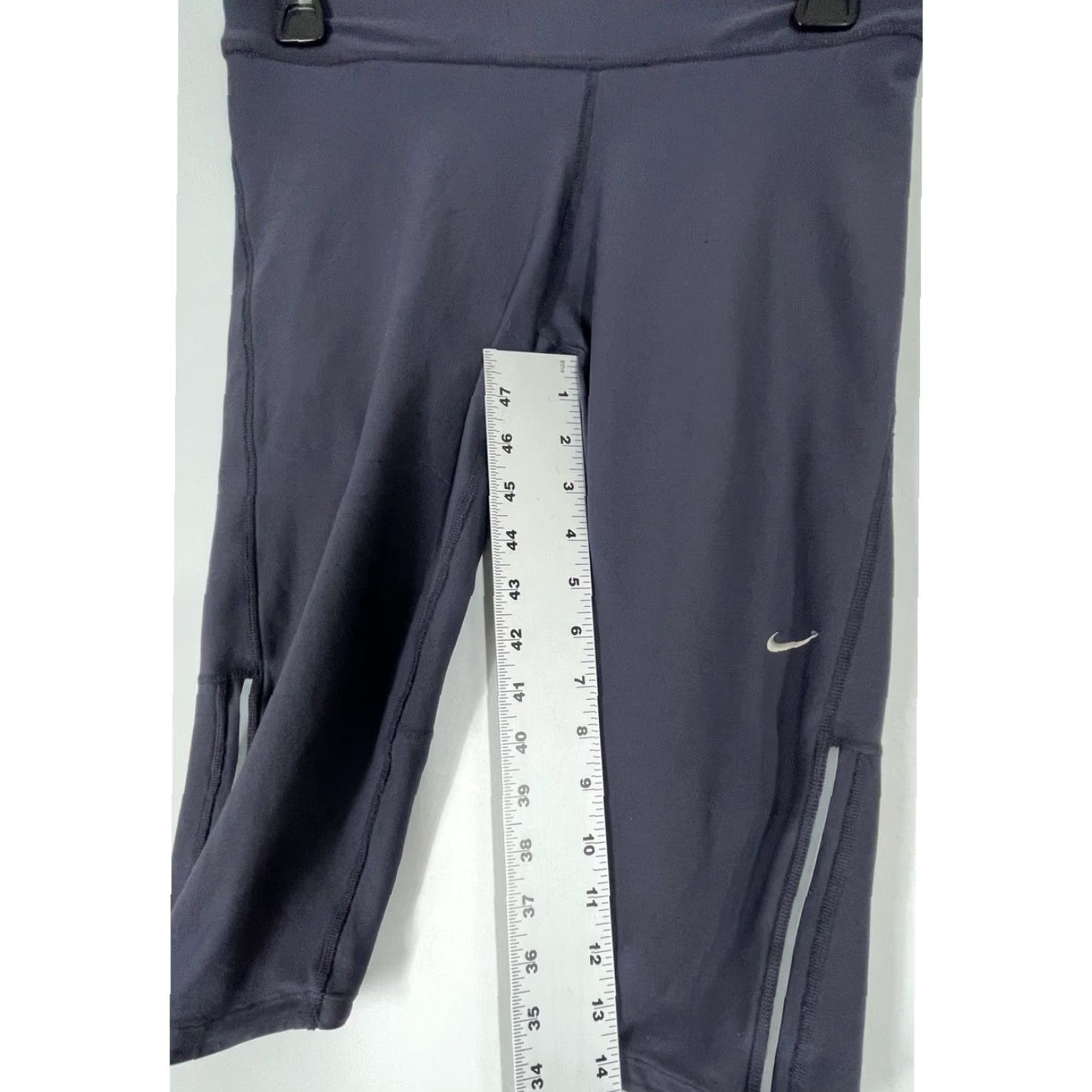 Nike Nike Pants Capri M Purplish Gray Dri Fit Pocket Athleisure Gym Retro Women Regular Size M Pants Size 32" / US 10 / IT 46 - 5 Thumbnail