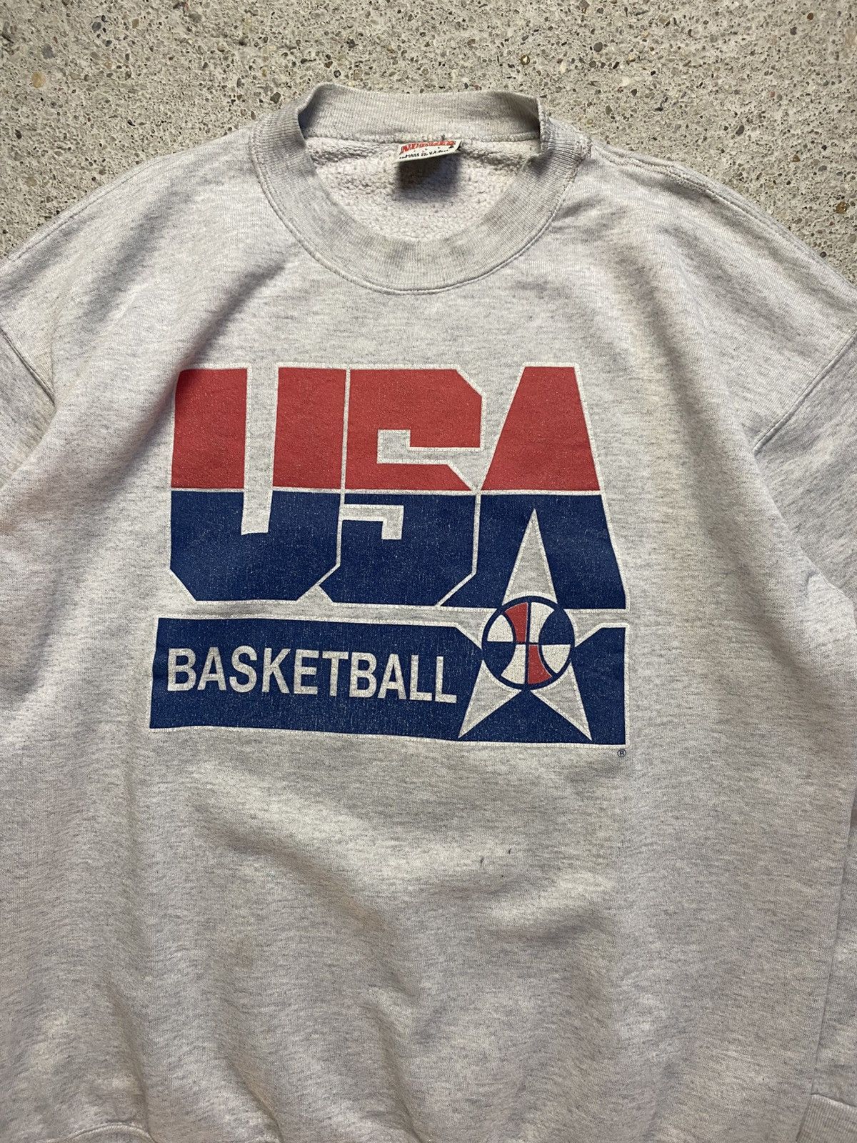 Nutmeg Vintage nutmeg usa basketball sweatshirt grey america baggy Size US L / EU 52-54 / 3 - 2 Thumbnail