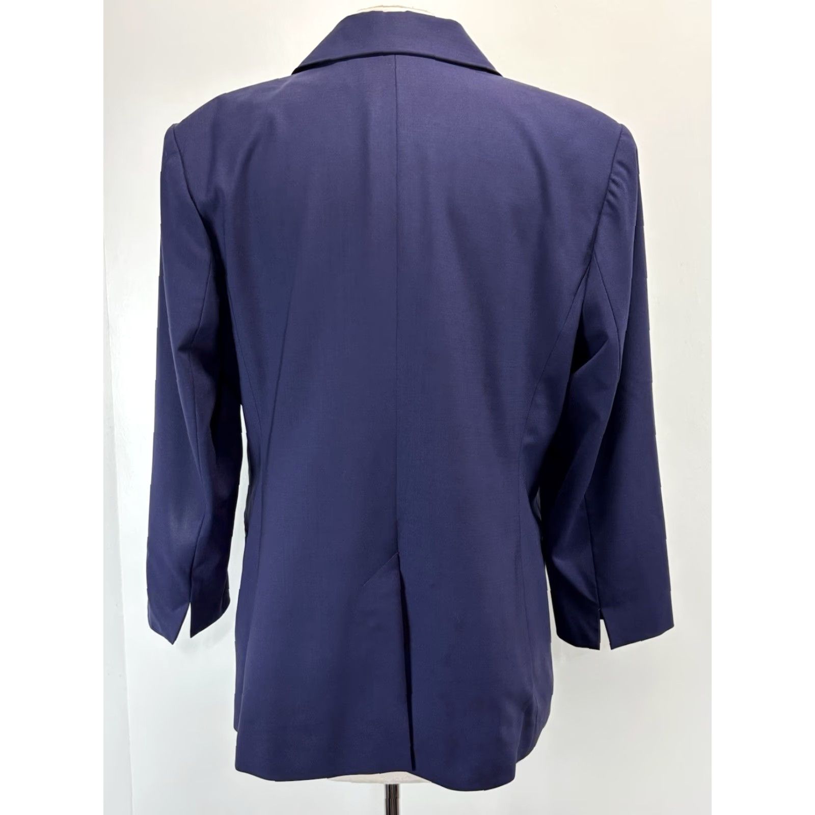 Vintage MM Lafleur Carson Blazer Jacket Women’s 14 Navy Wool Blend Blazer Career Basic Work Staple Two-Button Long Sleeve Regular Size 14 Womens Size XL / US 12-14 / IT 48-50 - 3 Thumbnail