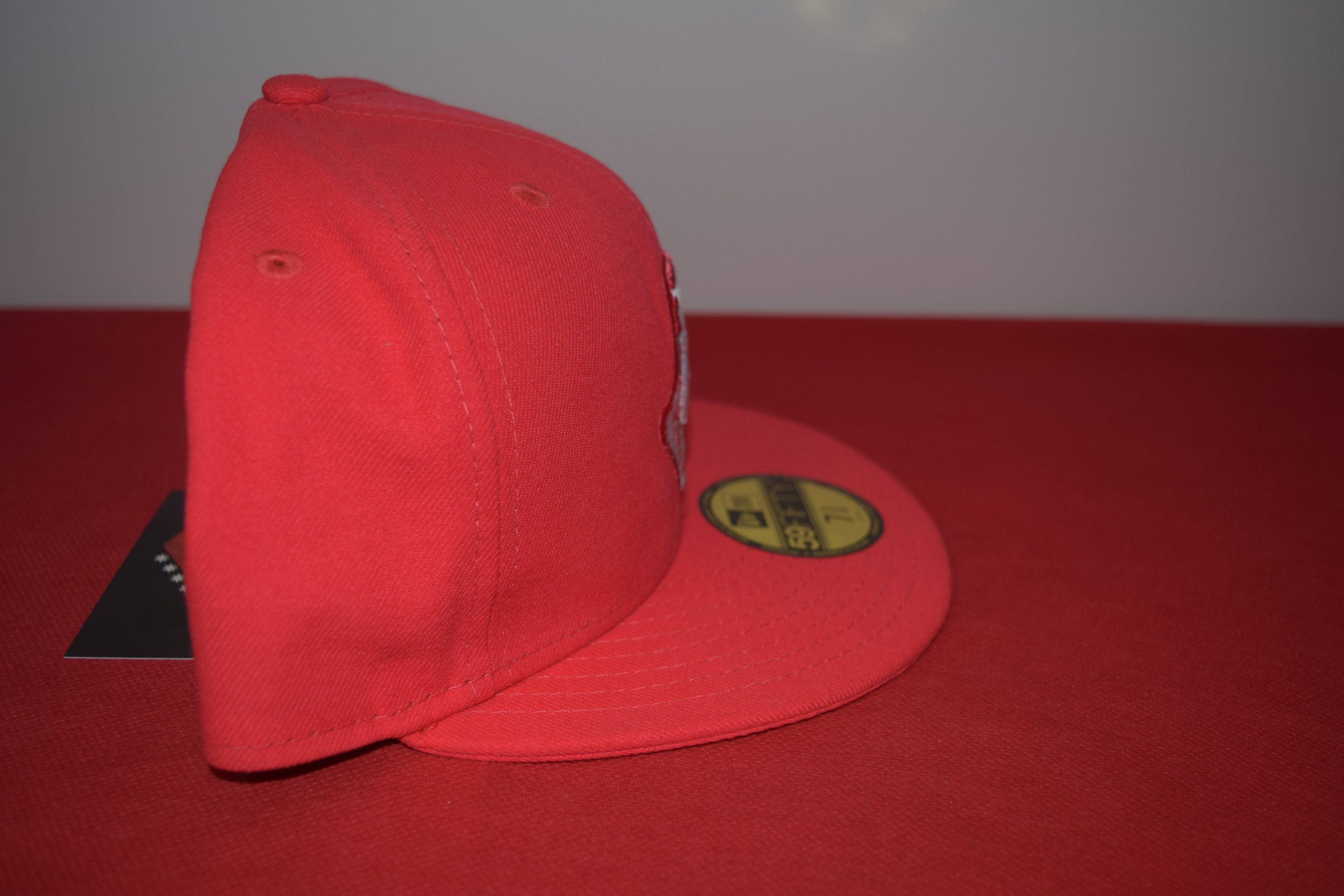 New Era New Era Cleveland Indians Chief Wahoo Fitted Hat Size ONE SIZE - 6 Thumbnail