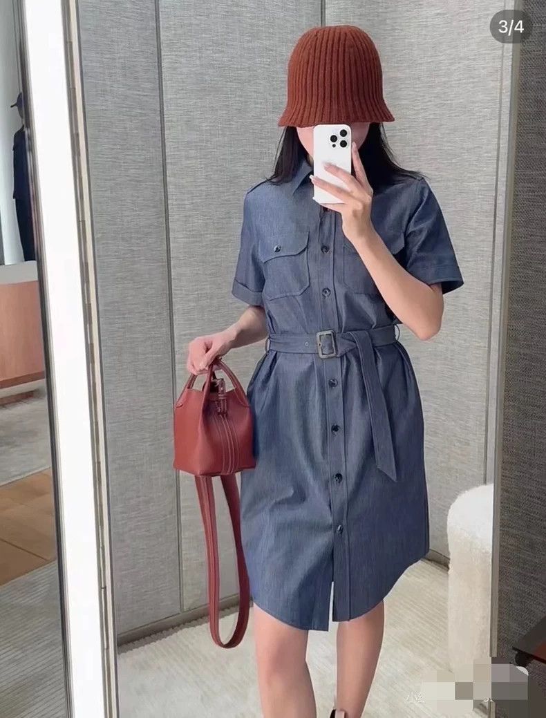 Loro Piana LORO PIANA Women's Shirt-style denim skirt 61% cotton 39% Size S / US 4 / IT 40 - 1 Thumbnail