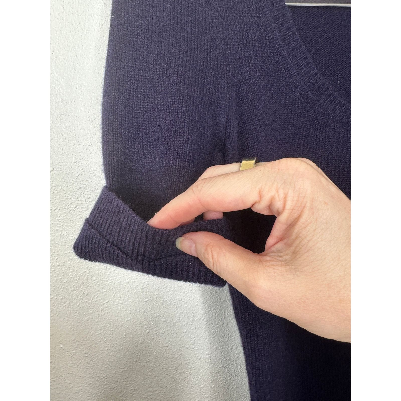 Burberry Burberry Dark Purple Round Neck Cuffed Button Neck Sweater Size S / US 4 / IT 40 - 7 Thumbnail