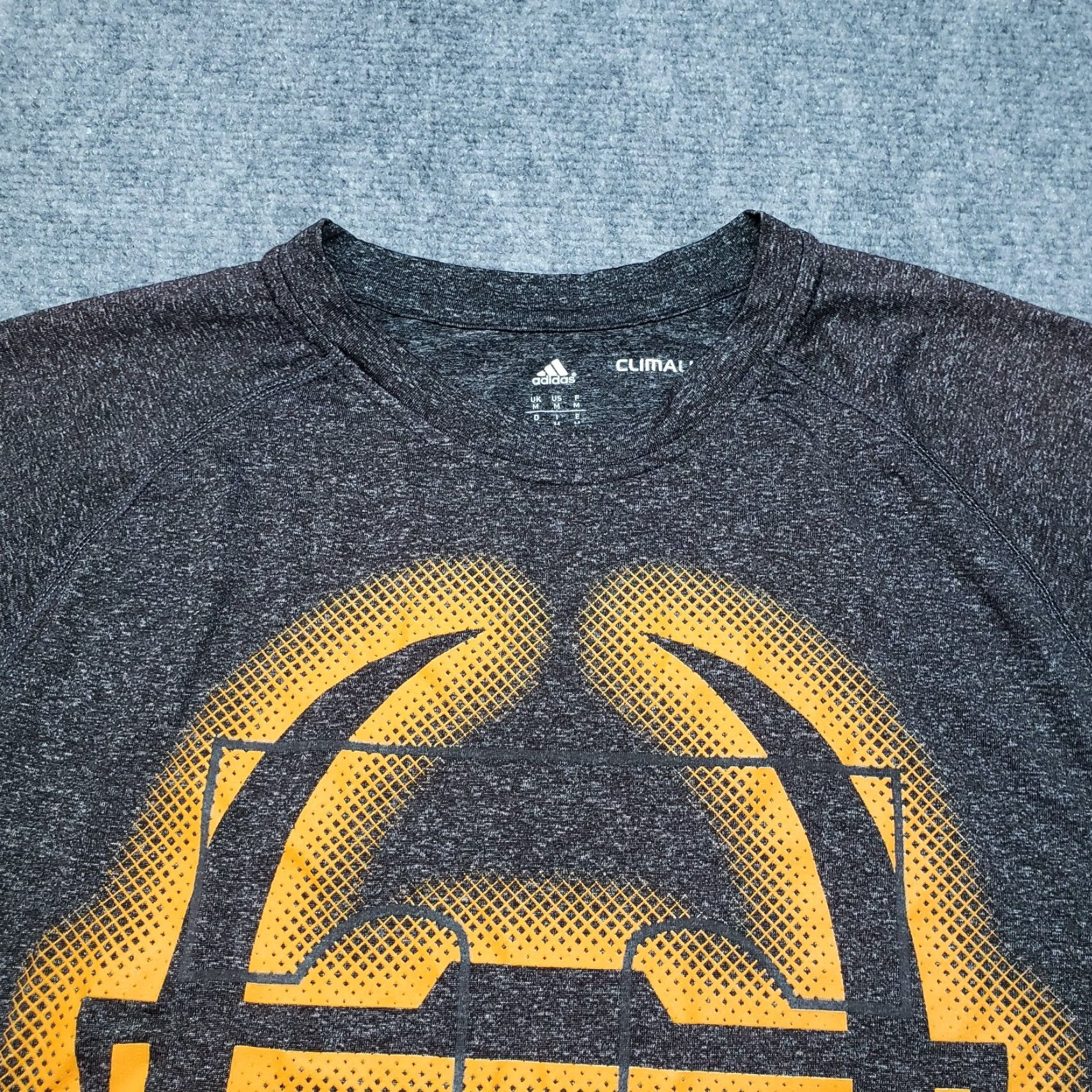 Adidas Adidas T-Shirt Mens M Gray Graphic Print Crew Neck Short Sleeve Climalite Vintage No Size US M / EU 48-50 / 2 - 4 Thumbnail