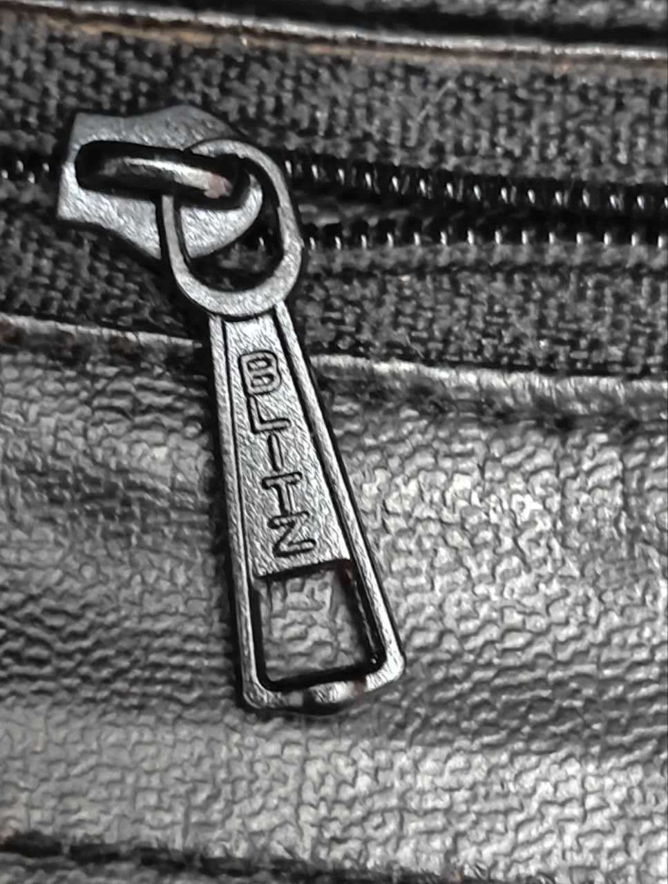 Nina Ricci 💥LAST CALL💥 Vintage Nina Ricci Black Leather Handbag Size ONE SIZE - 12 Thumbnail