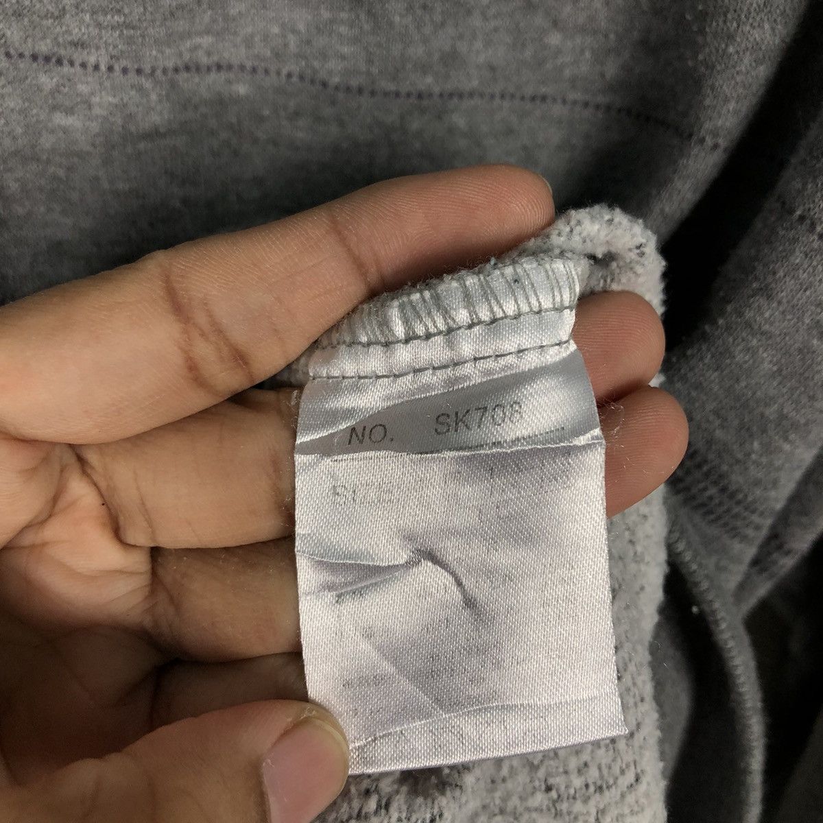 Japanese Brand × Vintage 📌Vintage Collar Sweatshirt College Claudio Valentino Paris Size US L / EU 52-54 / 3 - 18 Thumbnail
