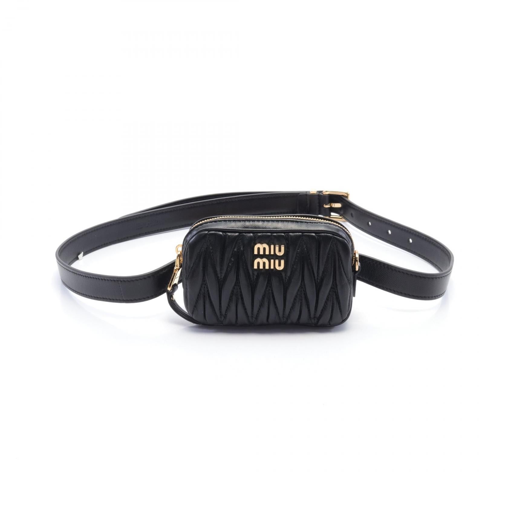Miu Miu Miu Miu Matelasse Body Bag Leather Black Size ONE SIZE - 1 Thumbnail