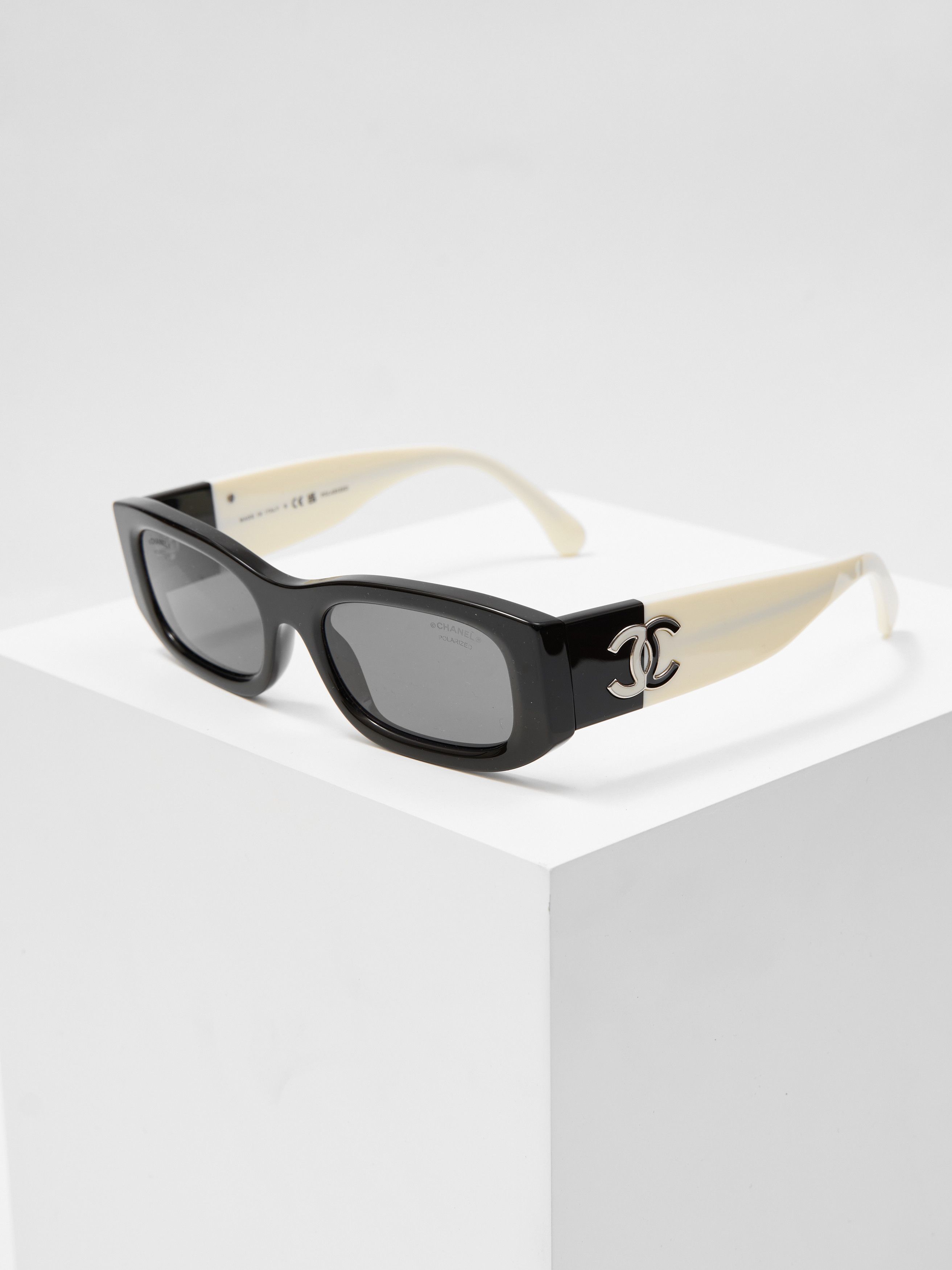 Chanel CHANEL 0CH5525 1656T8 Size ONE SIZE - 1 Thumbnail