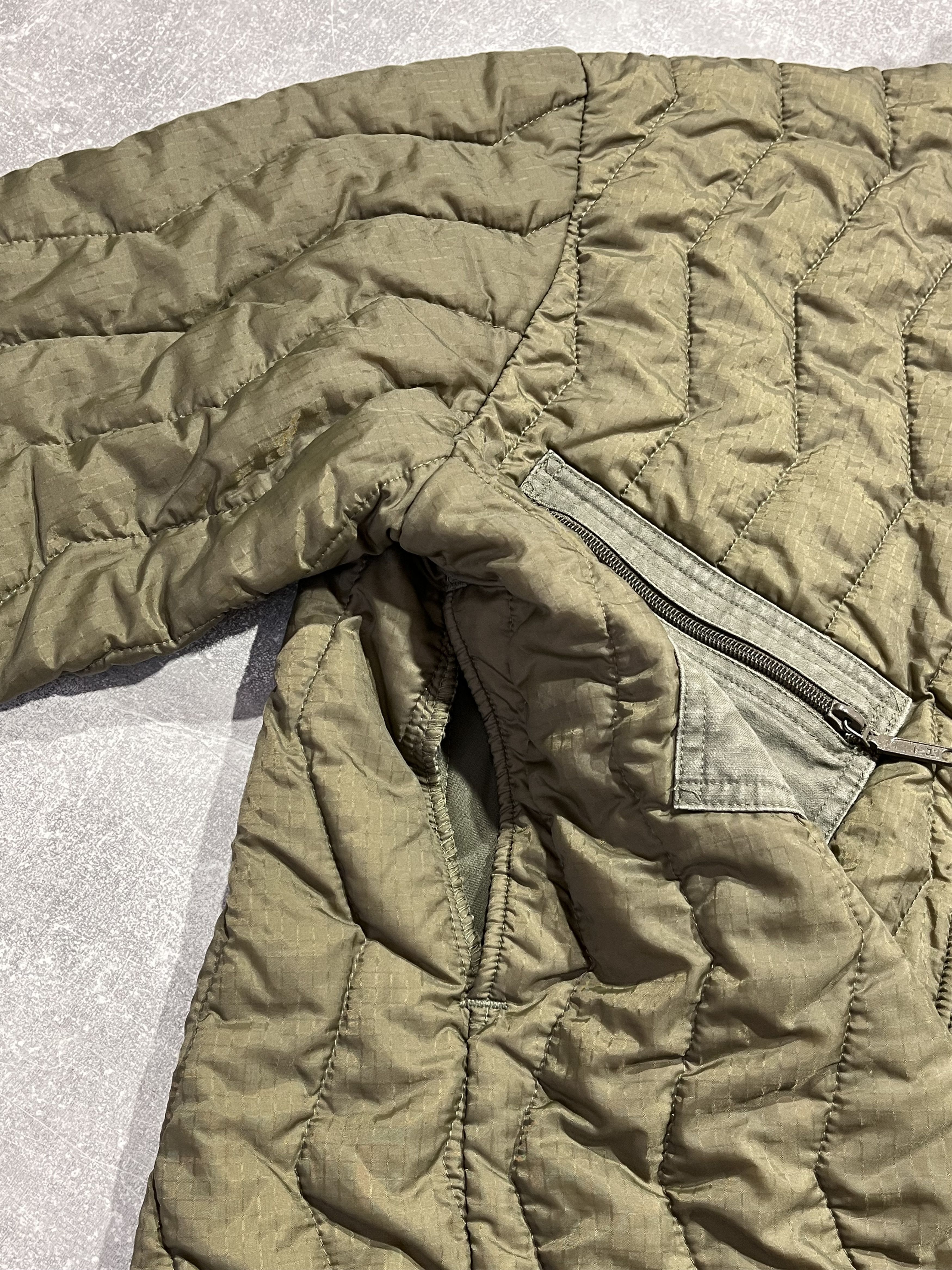 Other Vintage Very Old Army USA Quilted Jacket Y2k Style Size US XL / EU 56 / 4 - 11 Thumbnail