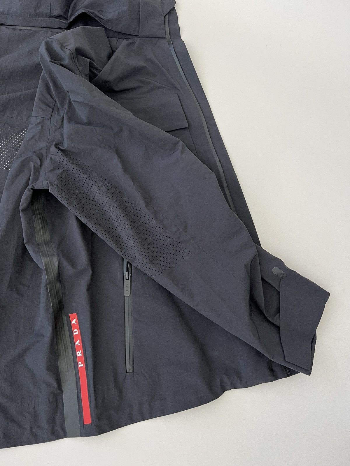 Prada $4k Prada Light technical fabric windbreaker Size US L / EU 52-54 / 3 - 8 Thumbnail
