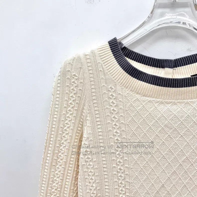 Chanel Chanel Beige jacquard cotton round-neck long-sleeved knitw Size XS / US 0-2 / IT 36-38 - 3 Thumbnail