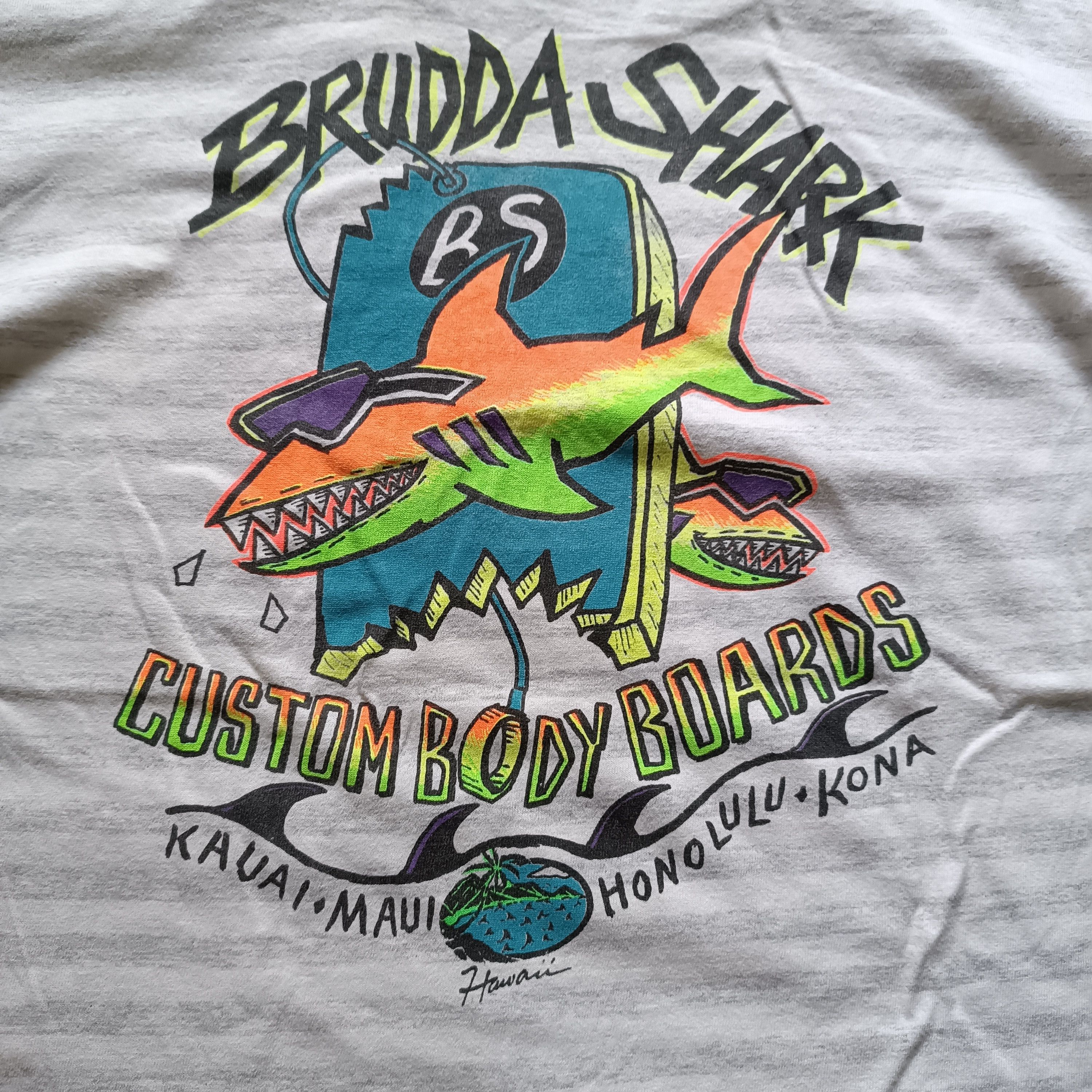 Vintage Vintage 90s BRUDDA SHARK Hawaii Striped Tshirt Size US M / EU 48-50 / 2 - 3 Thumbnail