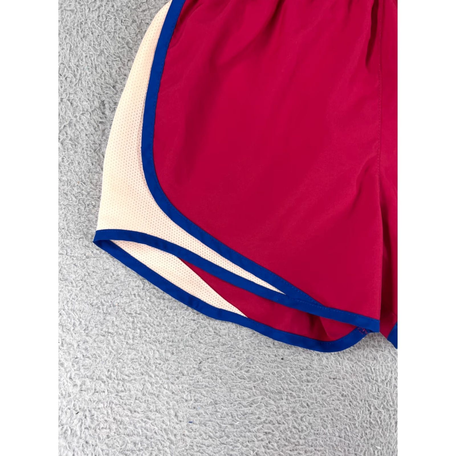 Nike VINTAGE Nike Shorts Womens XS Pink Dri-Fit Elastic Waist Athletic Shorts Womens XS Pink Nike Size 26" / US 2 / IT 38 - 6 Thumbnail
