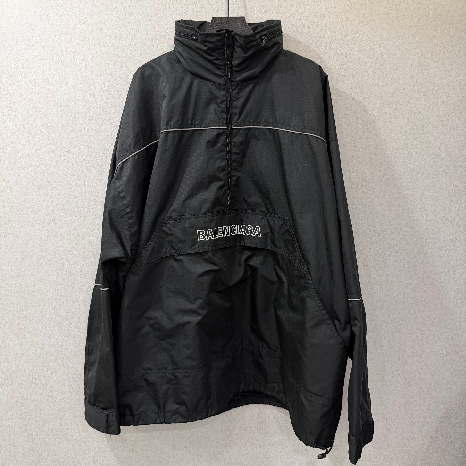 Balenciaga Balenciaga Black Light Jacket s Men Size US S / EU 44-46 / 1 - 1 Thumbnail