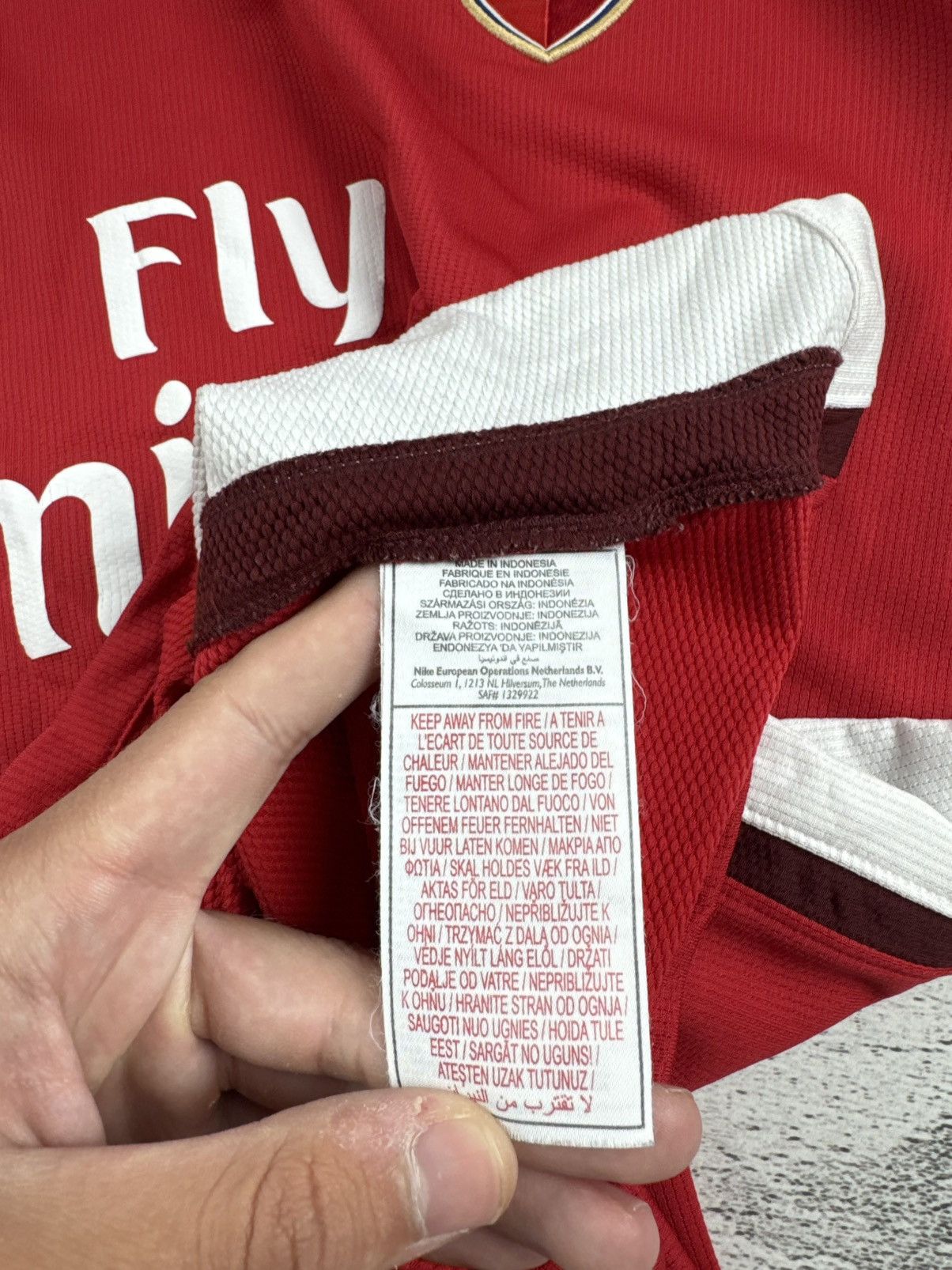 Nike Vintage Arsenal London Nike Red 2008/2010 Soccer Football XL T Shirt Jersey Kit Size US XL / EU 56 / 4 - 12 Thumbnail