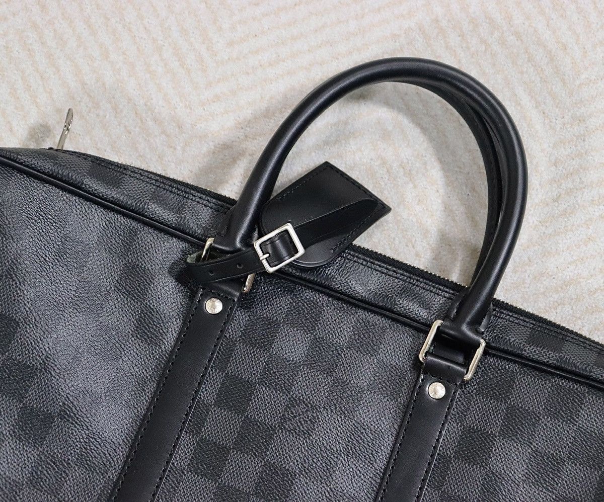 Louis Vuitton Louis Vuitton LV Voyage Bag Size ONE SIZE - 3 Thumbnail