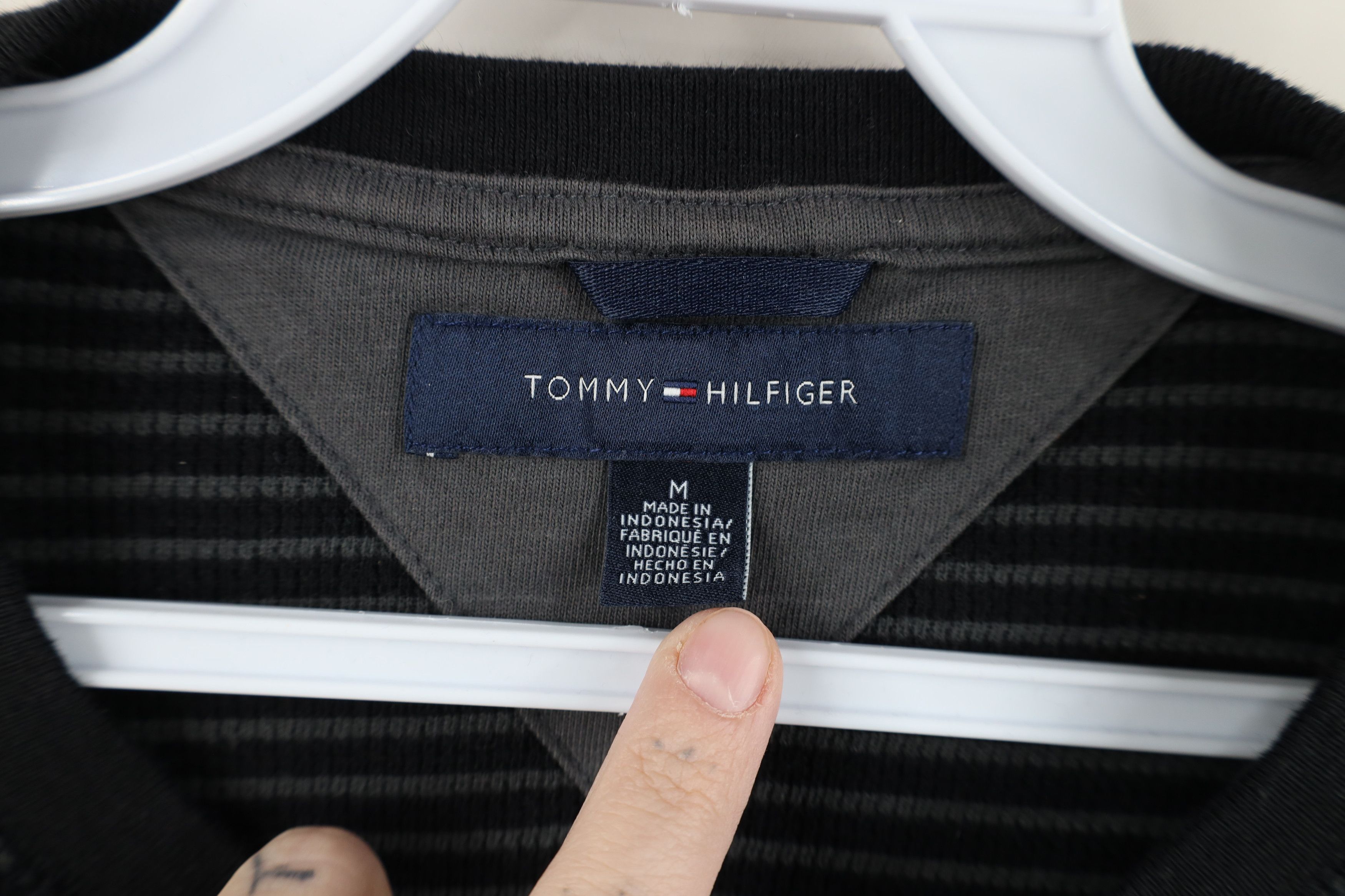Tommy Hilfiger Vintage Tommy Hilfiger Waffle Knit Long Sleeve T-Shirt Size US M / EU 48-50 / 2 - 4 Thumbnail