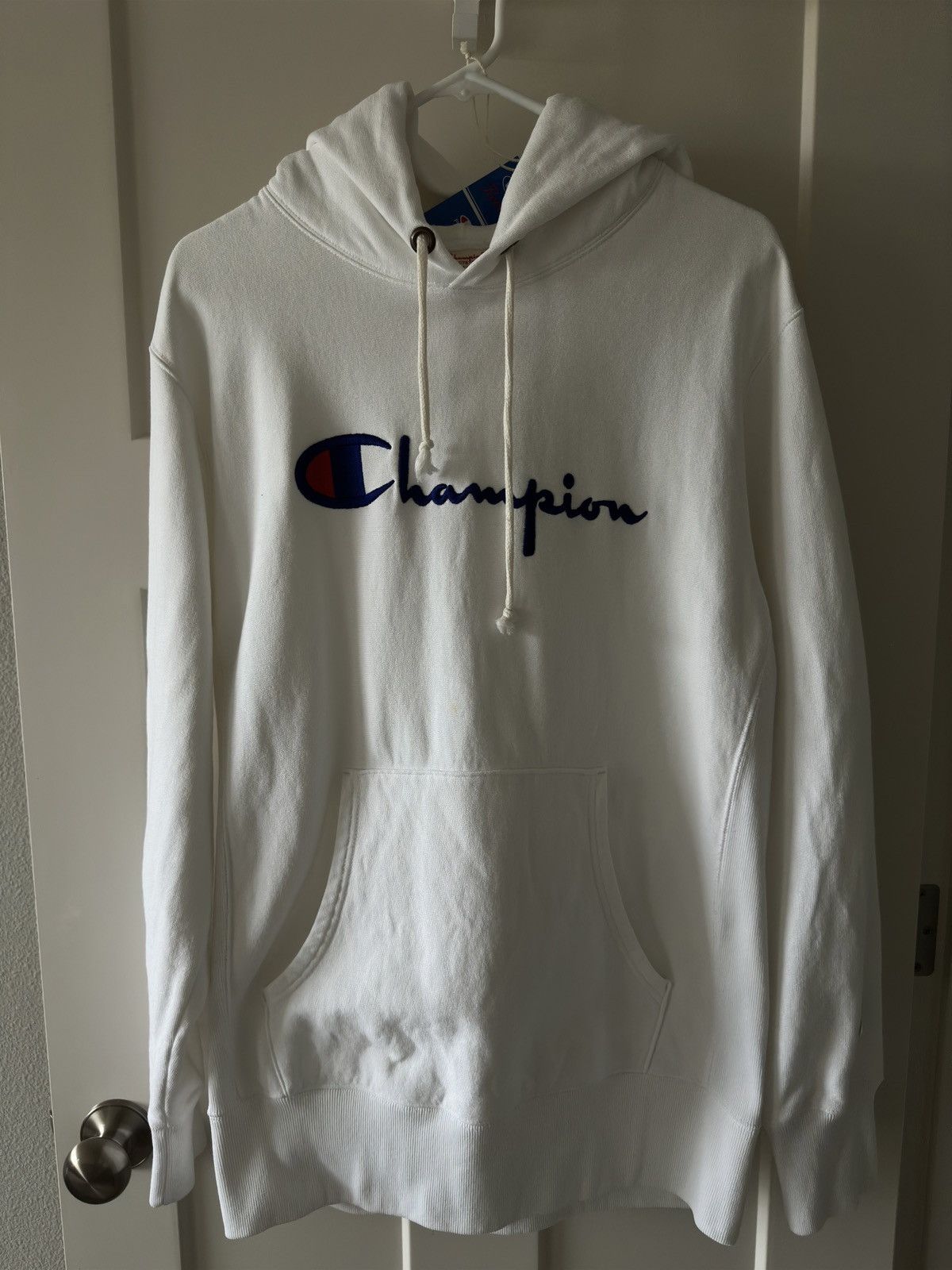 Champion Champion Europe Embroidered Sweatshirt Size US L / EU 52-54 / 3 - 1 Thumbnail