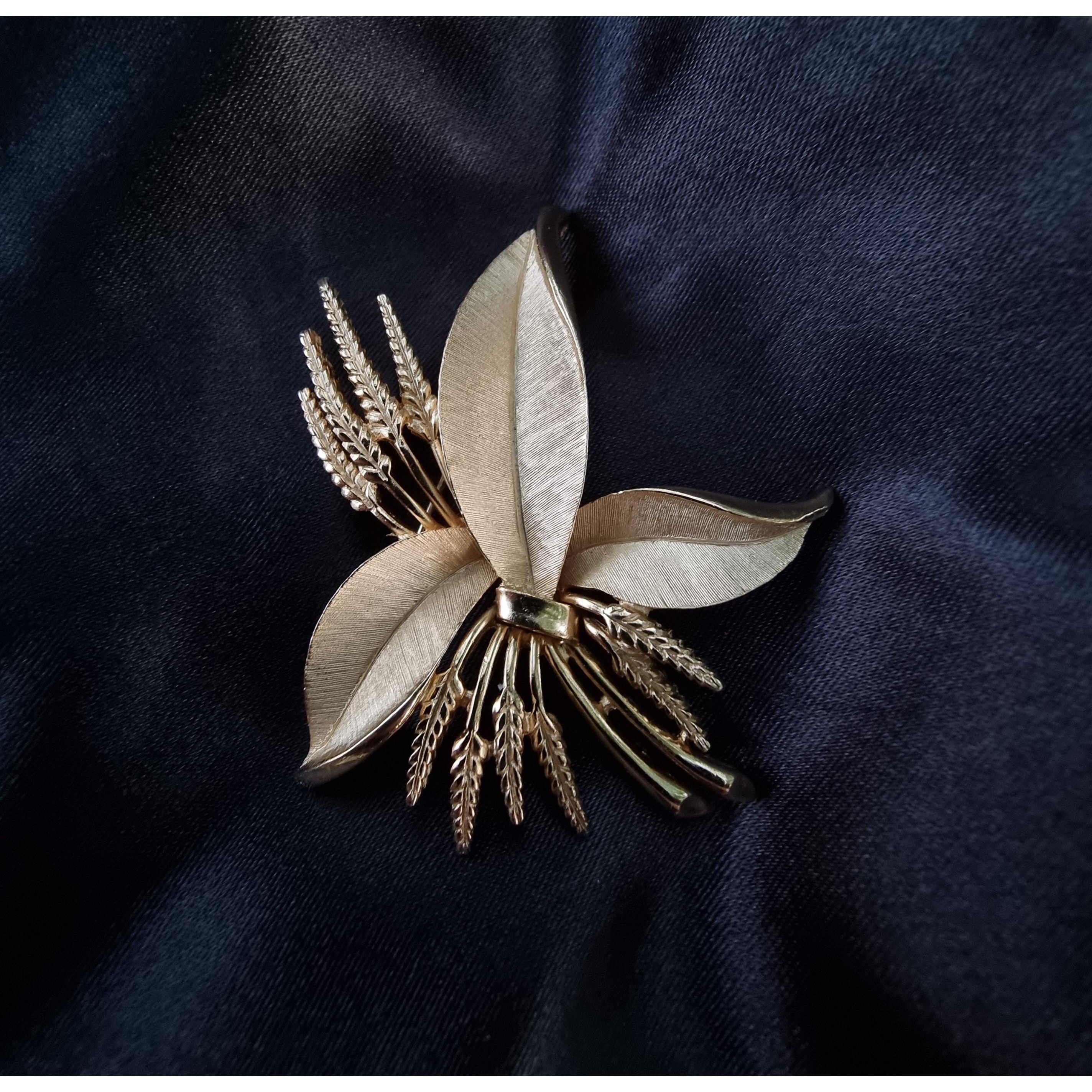 Other Rare Find Vintage Crown TRIFARI 1950s Signed Wheat and Leaf Size ONE SIZE - 3 Thumbnail