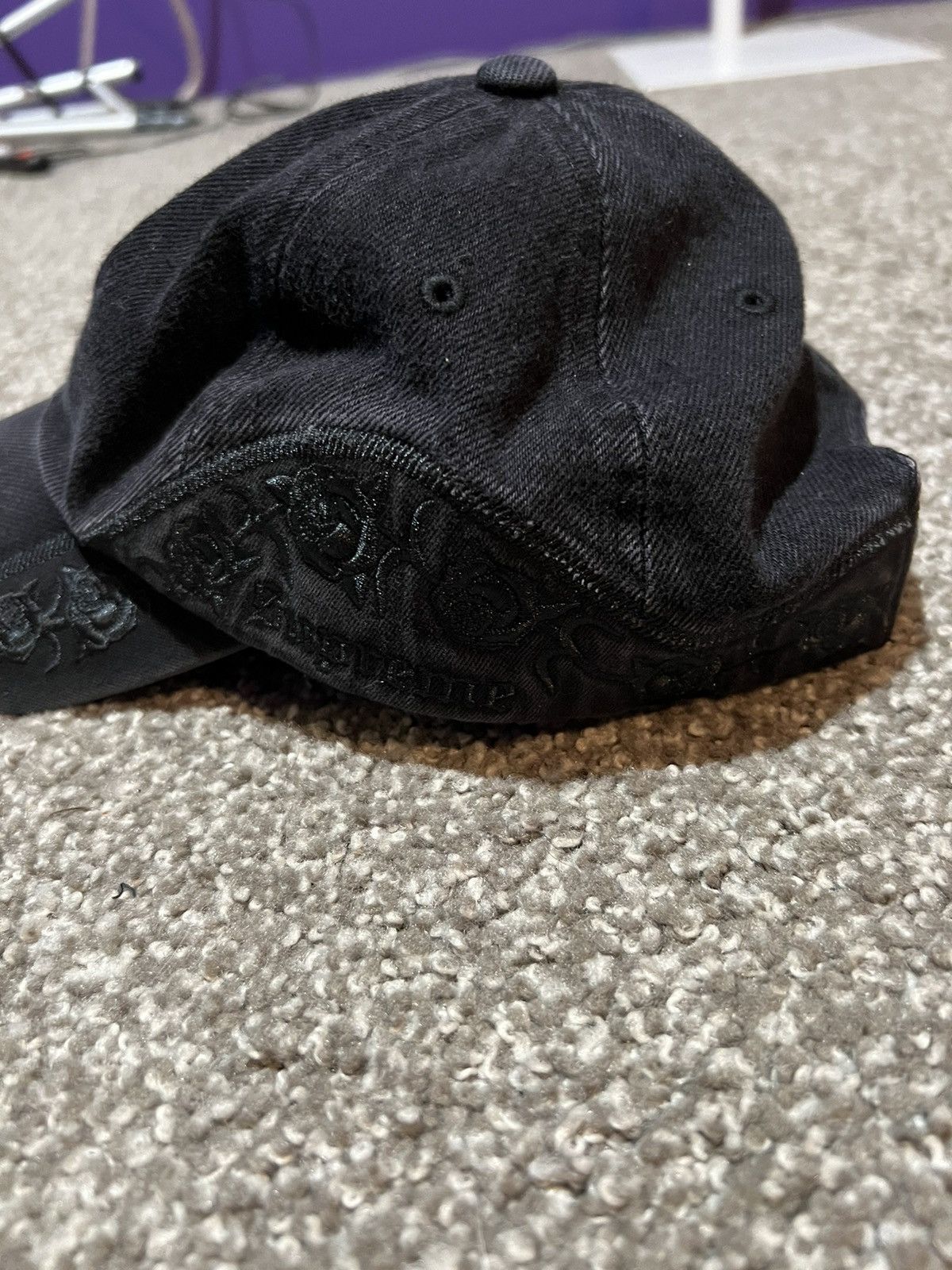 帽子 Supreme Roses 6-Panel Black Supreme Roses 6-Panel (SS23) - $58