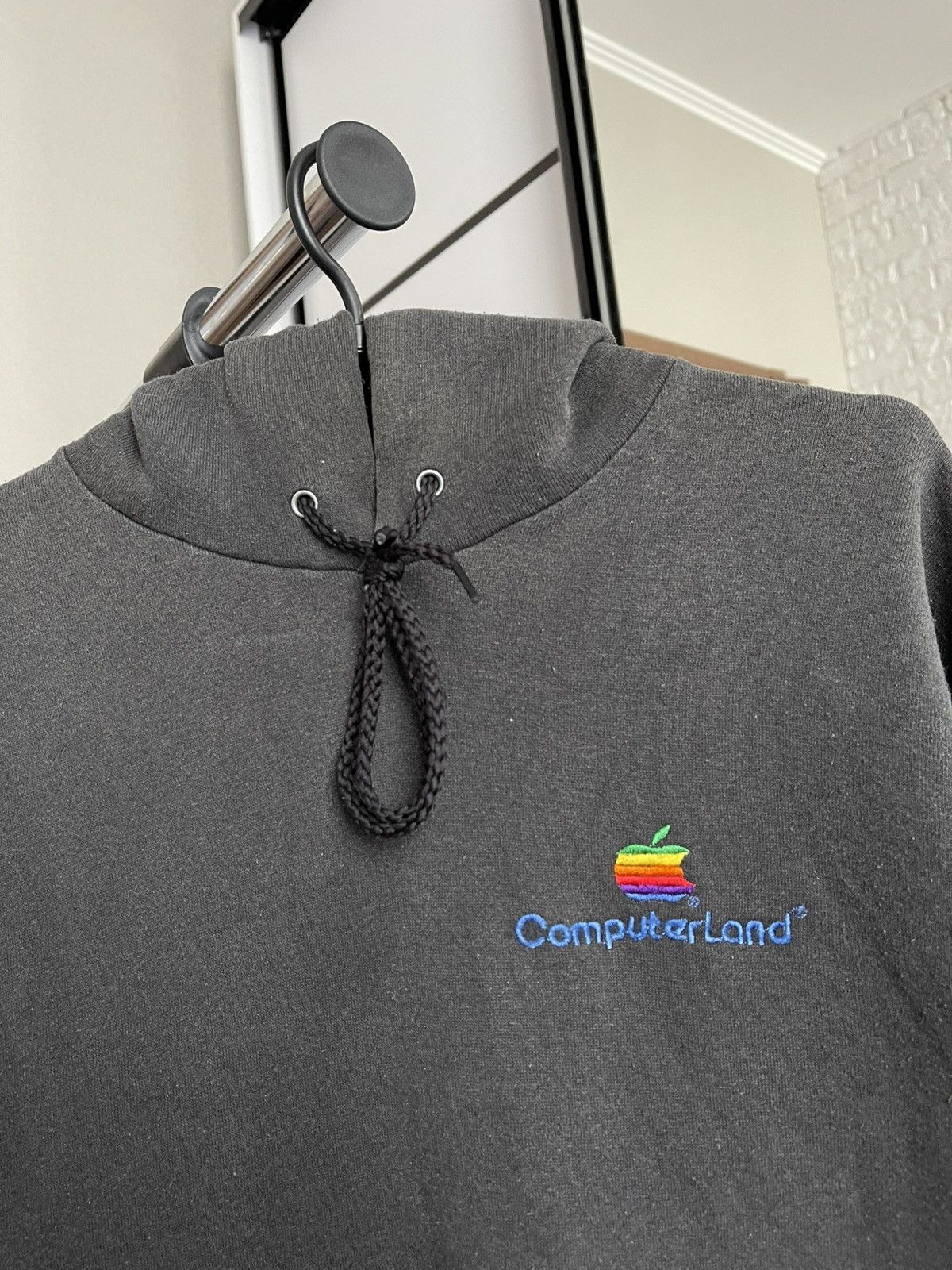 Apple Apple Computer Land Vintage Hoodie Pullover 90s Size US M / EU 48-50 / 2 - 6 Thumbnail