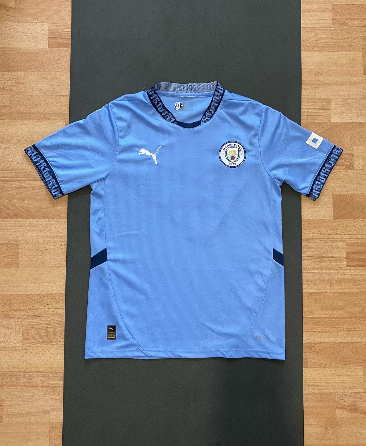Other Erling Haaland Manchester City Jersey 2024-25 Player Version Size US M / EU 48-50 / 2 - 5 Thumbnail