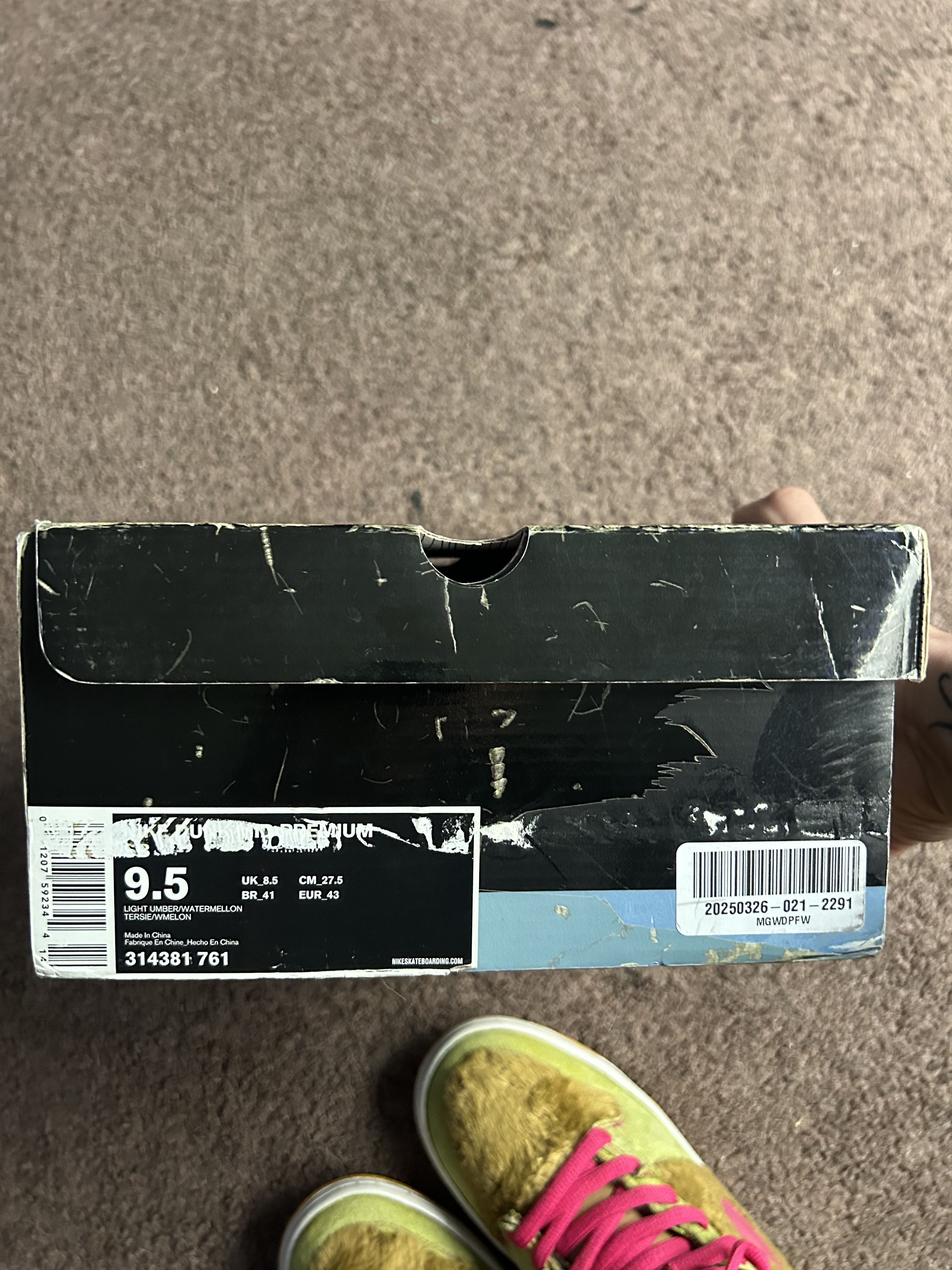 Nike SB Size 9.5 — Nike Dunk Mid Premium SB 'Mama Bear' Size US 9.5 / EU 42-43 - 18 Thumbnail
