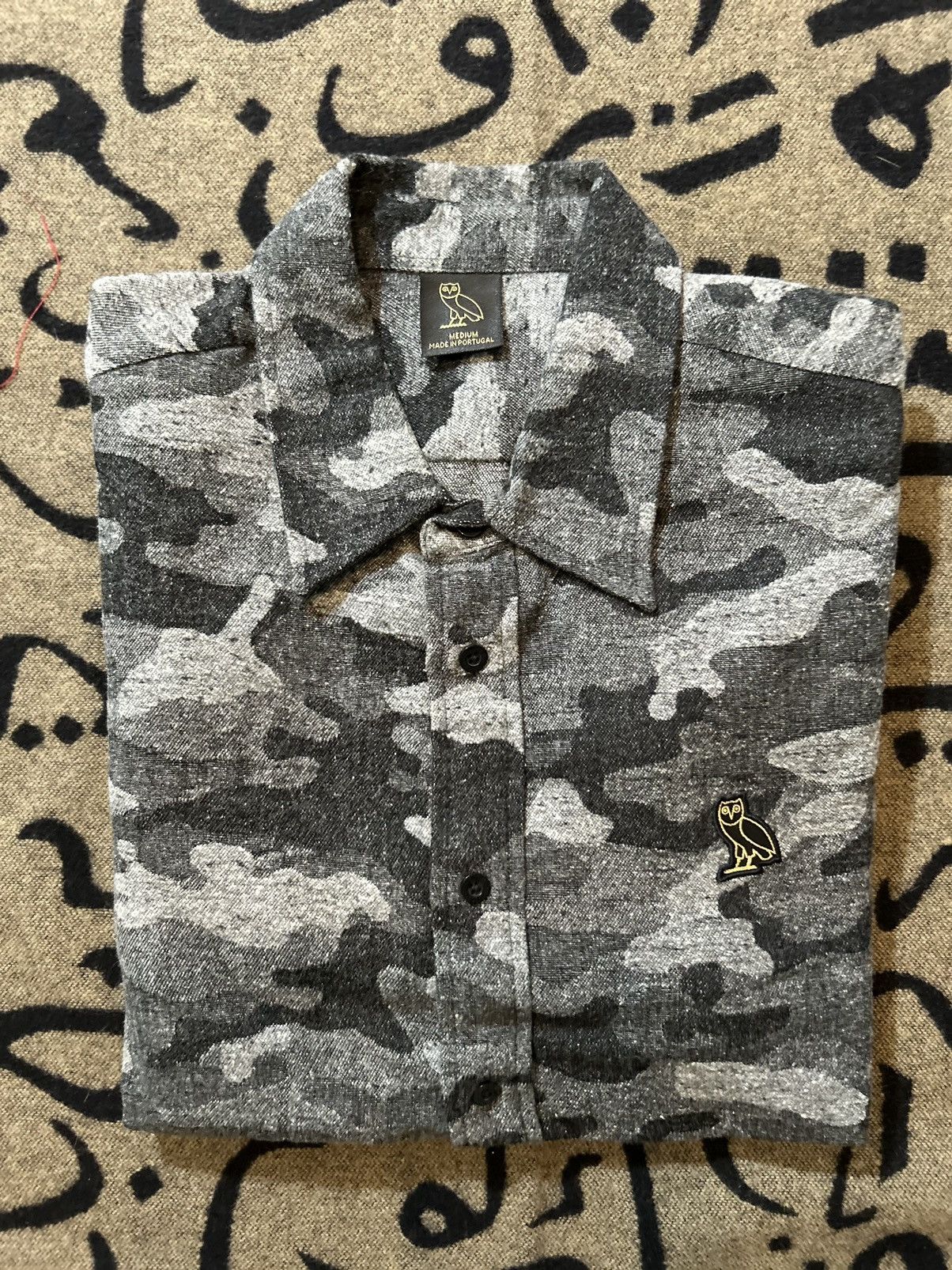 October's Very Own 2018 Camo Patch Flannel Size US M / EU 48-50 / 2 - 6 Thumbnail