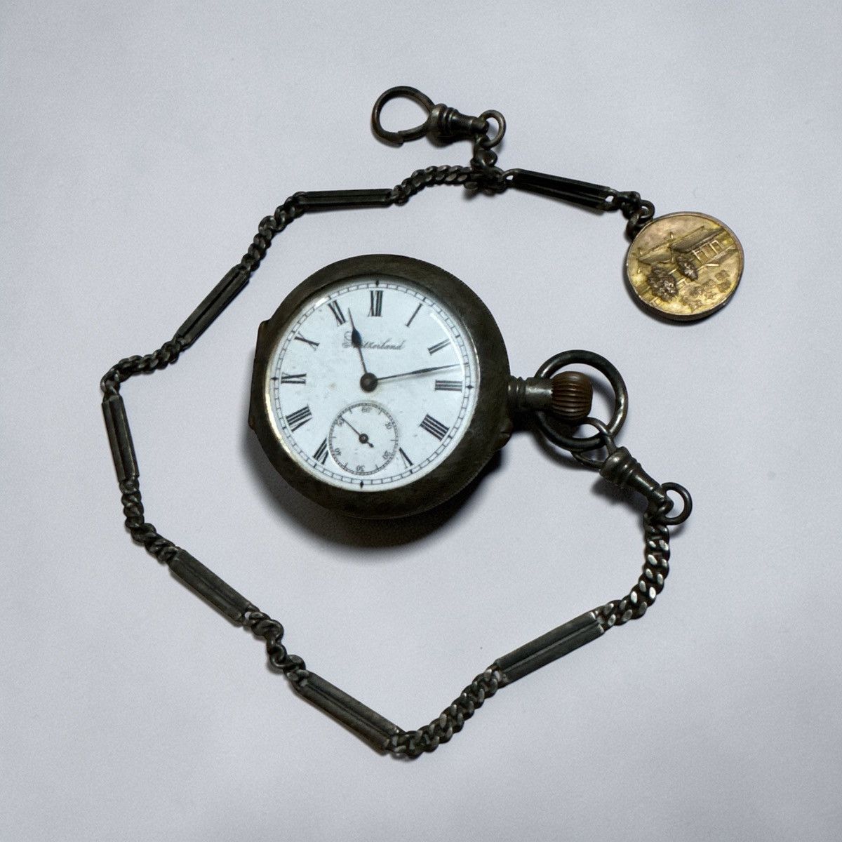 Jewelry VINTAGE 1960s SWITZERLAND MEIJI SHRINE POCKET WATCH Size ONE SIZE - 1 Thumbnail