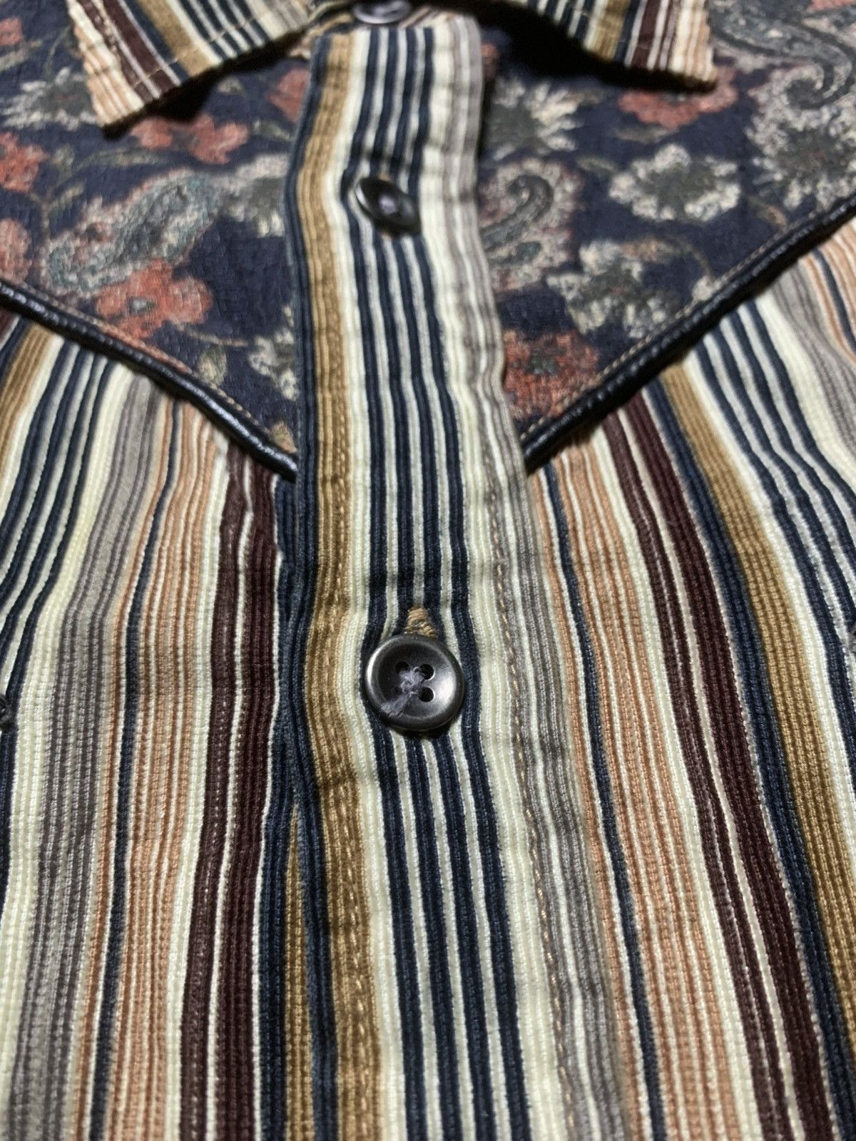 Japanese Brand 90s Japanese Ikka Striped Corduroy Western Shirt Size US L / EU 52-54 / 3 - 5 Thumbnail