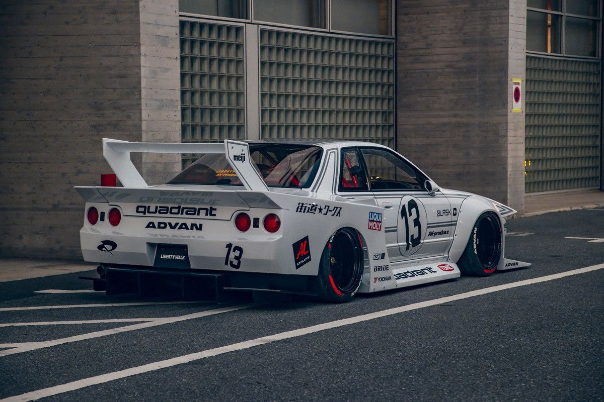 Japanese Brand Liberty Walk Nissan Skyline R32 GT-R Size US XXL / EU 58 / 5 - 10 Thumbnail