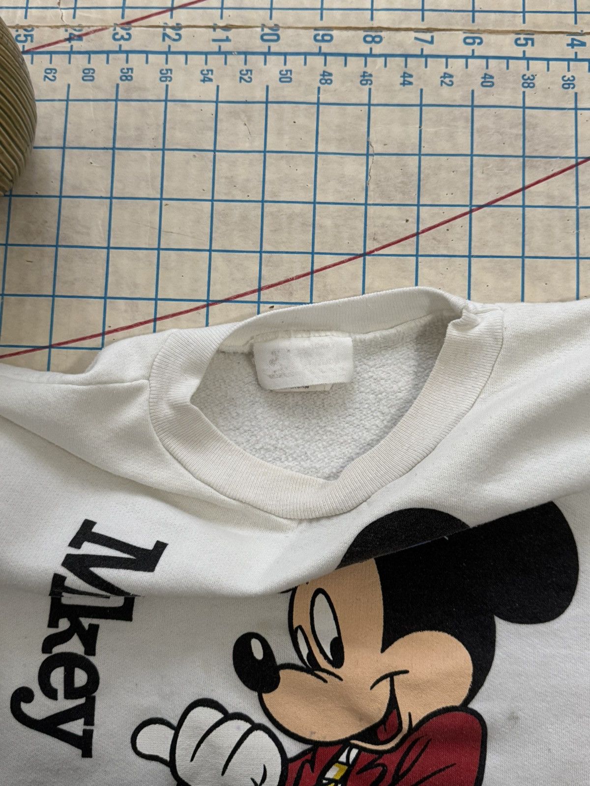 Disney × Mickey Mouse × Vintage Vintage Mickey Mouse Graphic Crewneck Sweater Women’s Medium Size M / US 6-8 / IT 42-44 - 6 Thumbnail