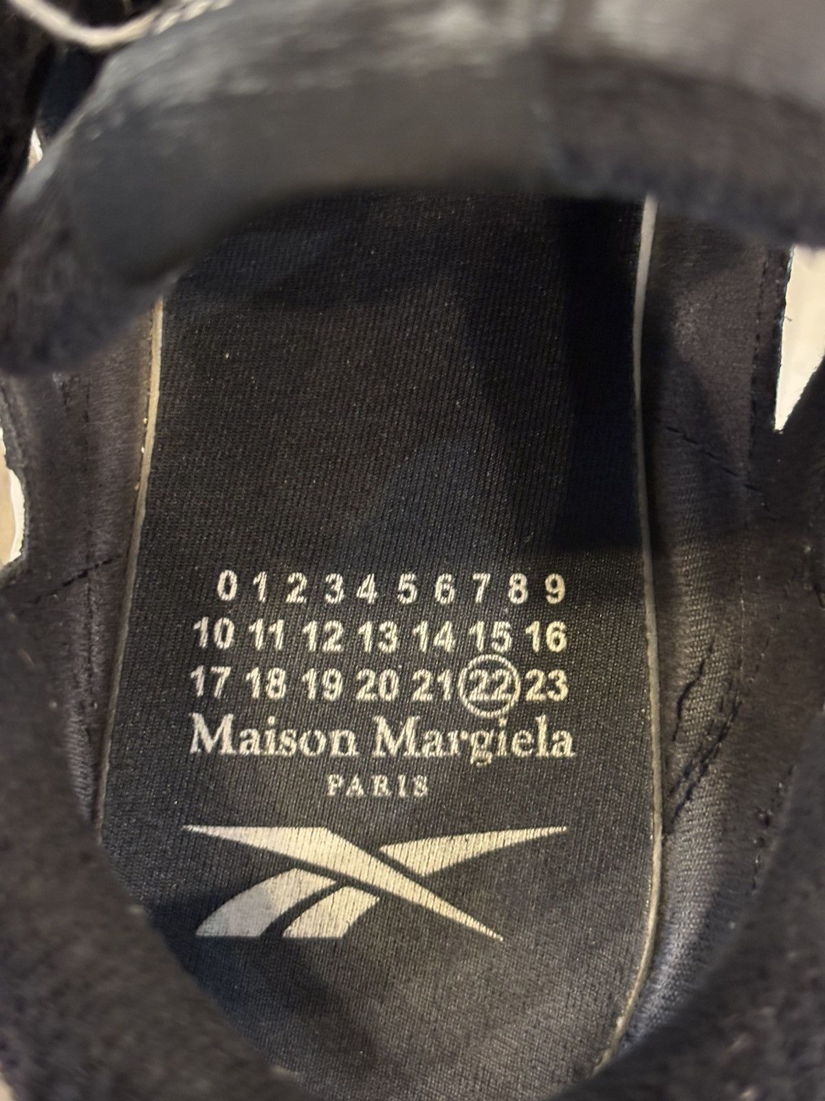 Maison Margiela × Reebok Maison Margiela X Reebok Classic Leather Tabi 🦶 Size US 9.5 / EU 42-43 - 9 Thumbnail