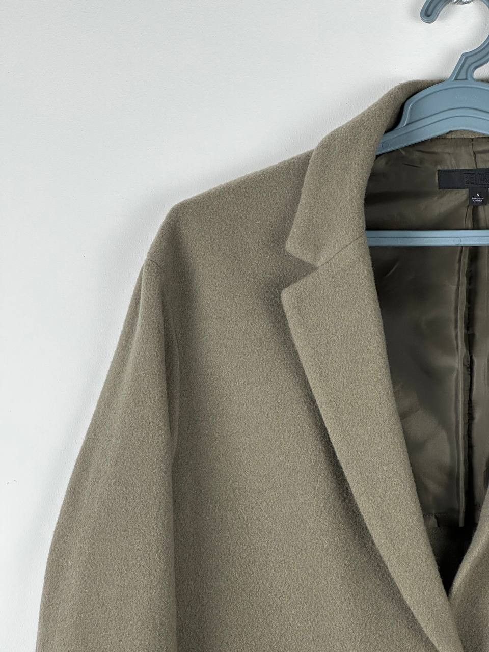 Uniqlo Uniqlo Olive Casual Wool Mans Coat Oversized Size US S / EU 44-46 / 1 - 4 Thumbnail