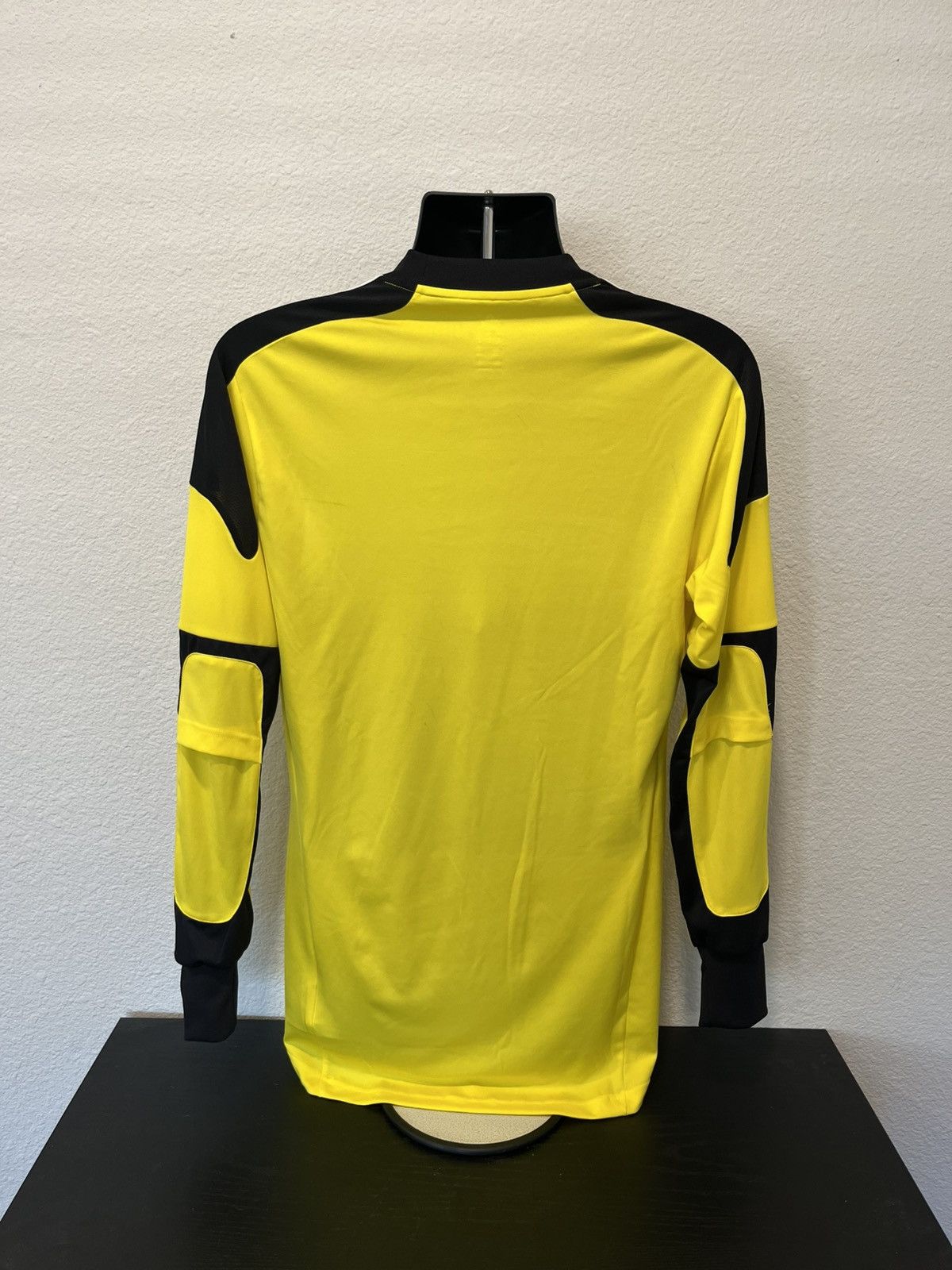 Adidas Adidas Hamburg 2013/14 goalie long sleeve jersey Size US L / EU 52-54 / 3 - 2 Thumbnail