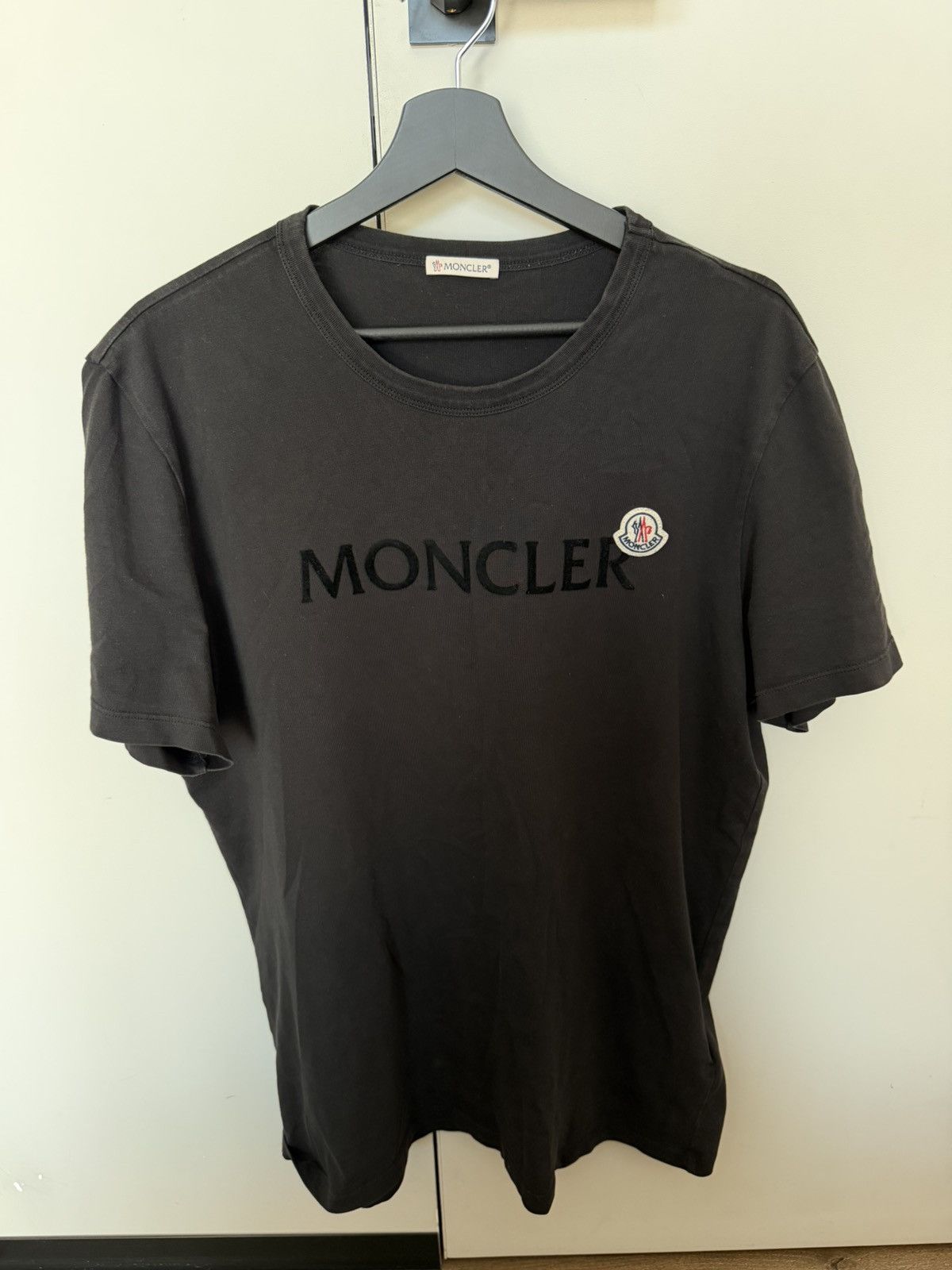 Moncler Moncler Logo T-Shirt Size US L / EU 52-54 / 3 - 1 Thumbnail