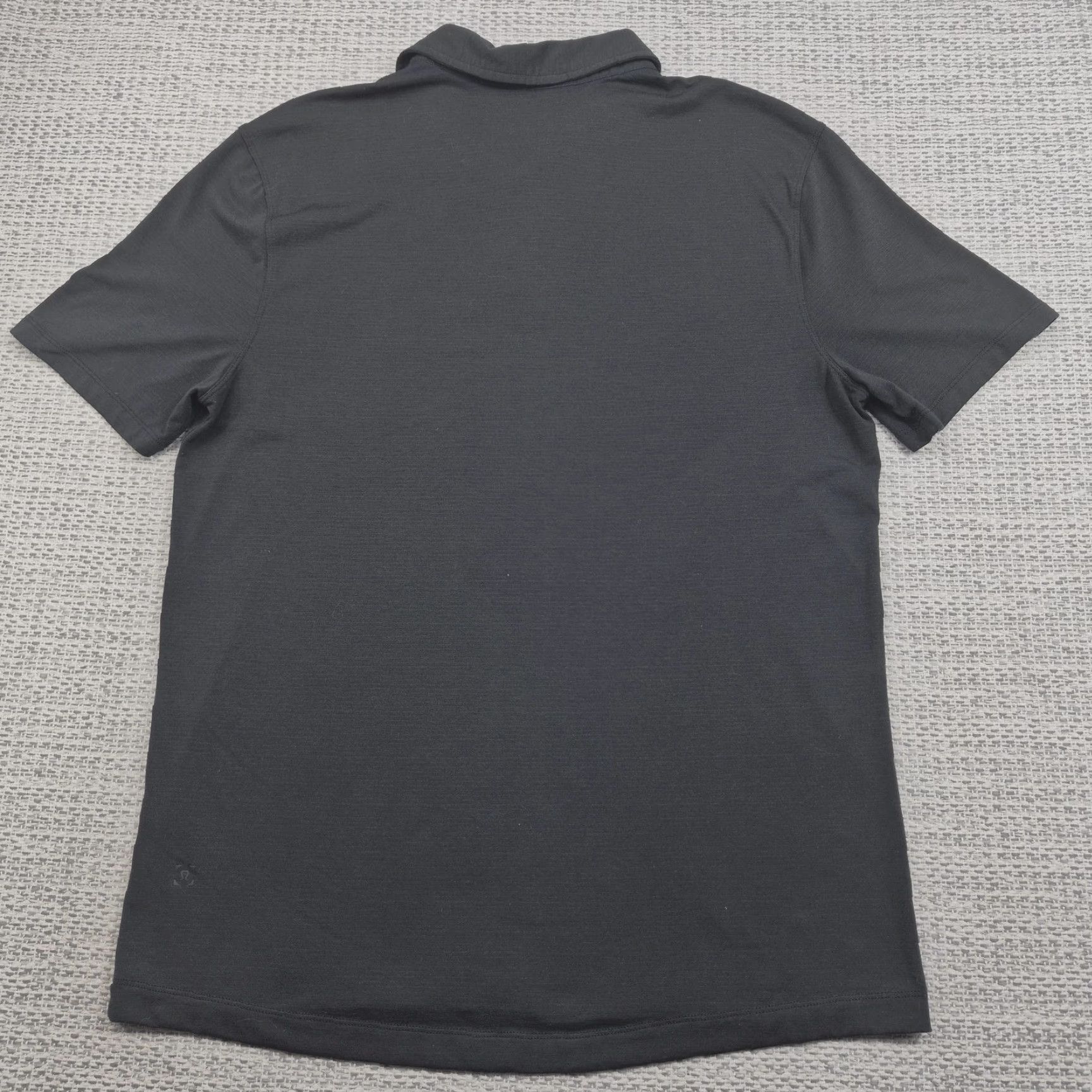 Lululemon Lululemon Polo Shirt Mens Large Gray Solid Jersey Knit Short Sleeve Casual Polo Shirt Mens Large Gray Size US L / EU 52-54 / 3 - 5 Thumbnail